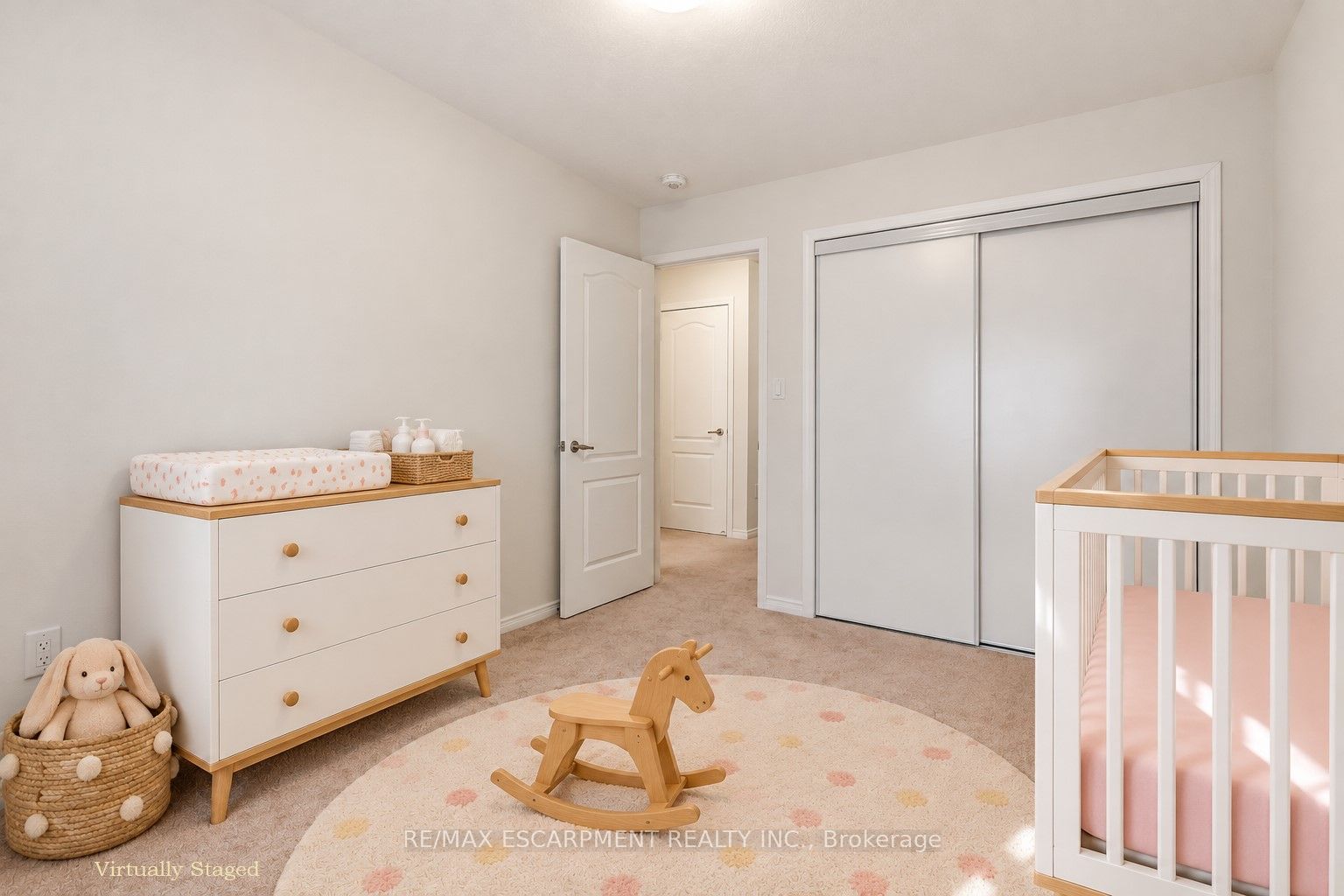 80 Oaktree Drive Property Photo 37