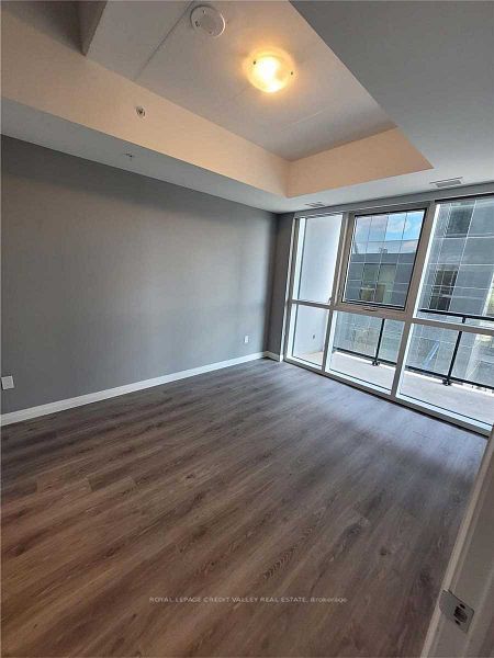 108 Garment Street 408 Property Photo 8