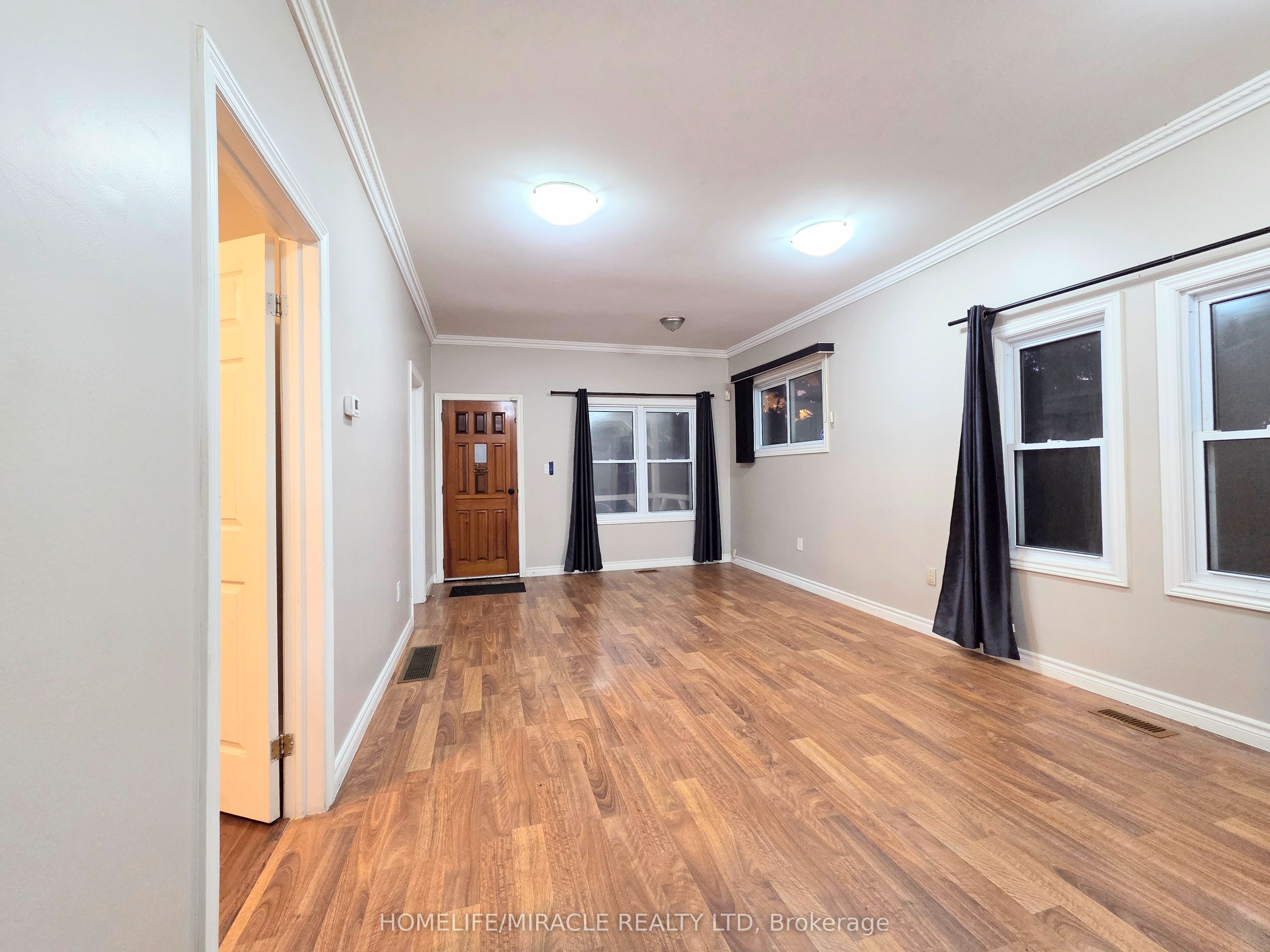 908 Windsor Avenue Property Photo 8