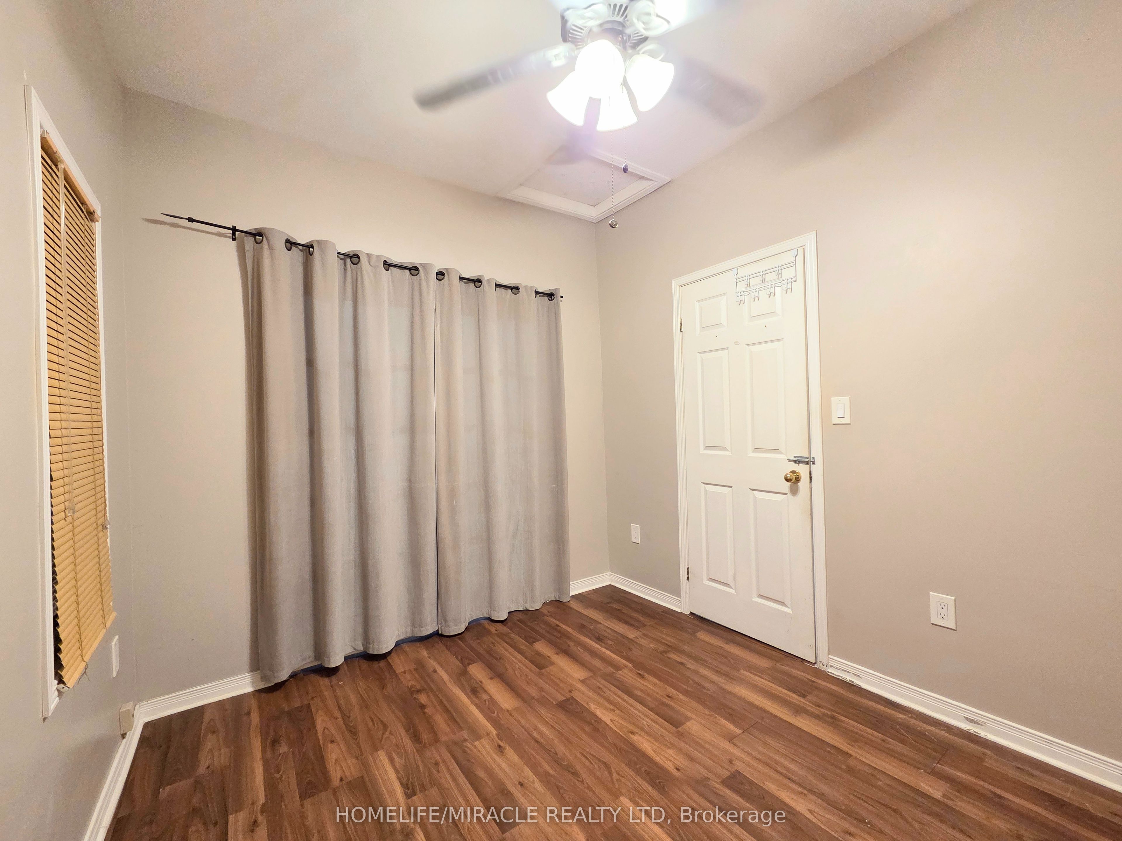 908 Windsor Avenue Property Photo 16