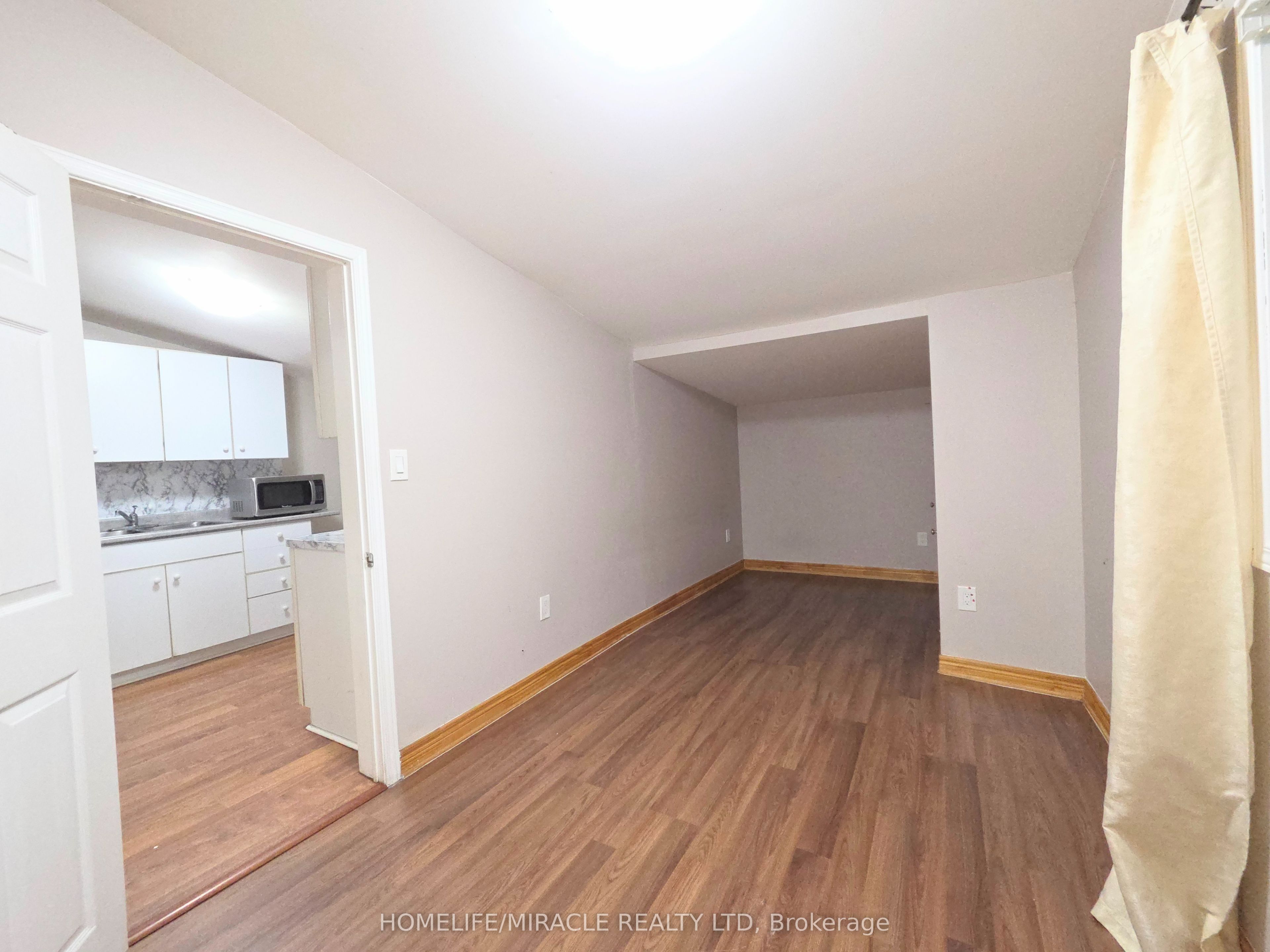 908 Windsor Avenue Property Photo 22