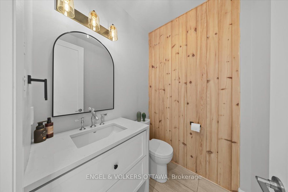 348 St-tropez Street Property Photo 22