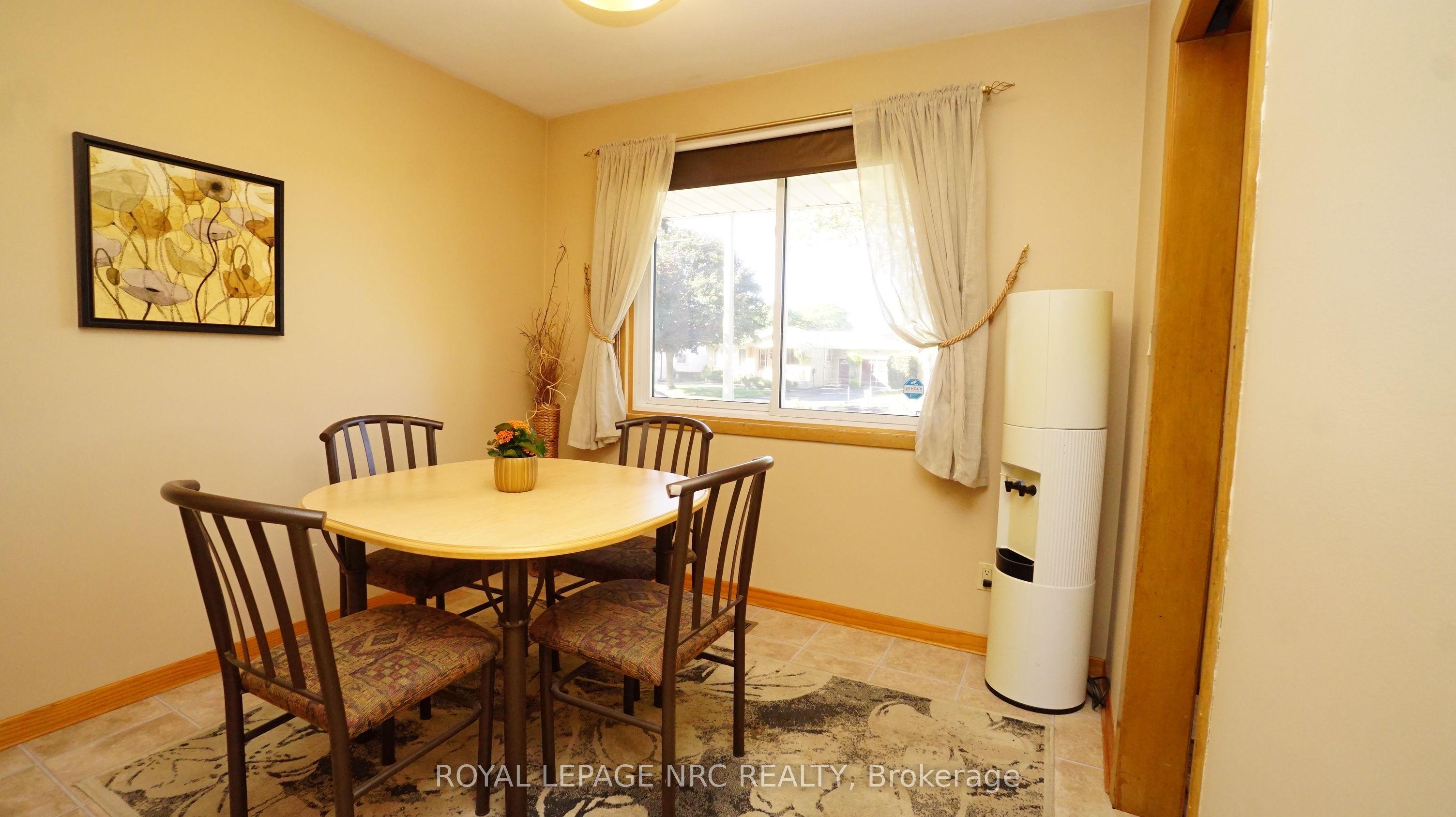 7030 Whitman Avenue Property Photo 11