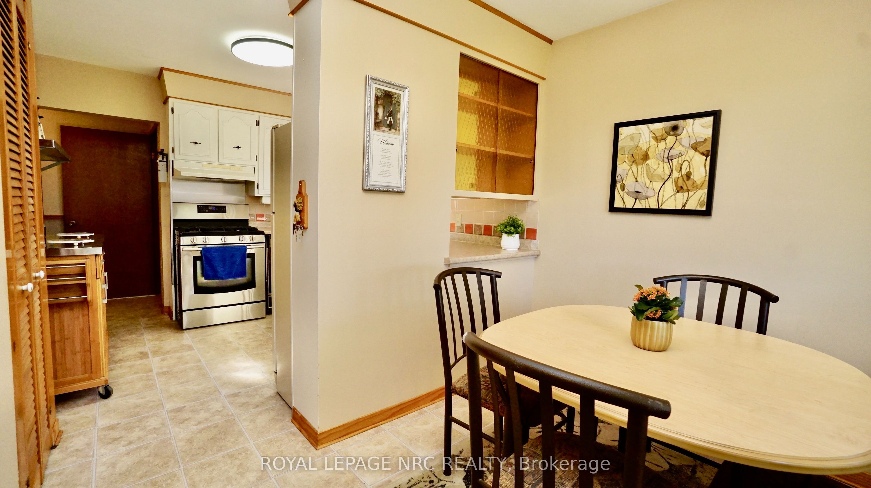 7030 Whitman Avenue Property Photo 13