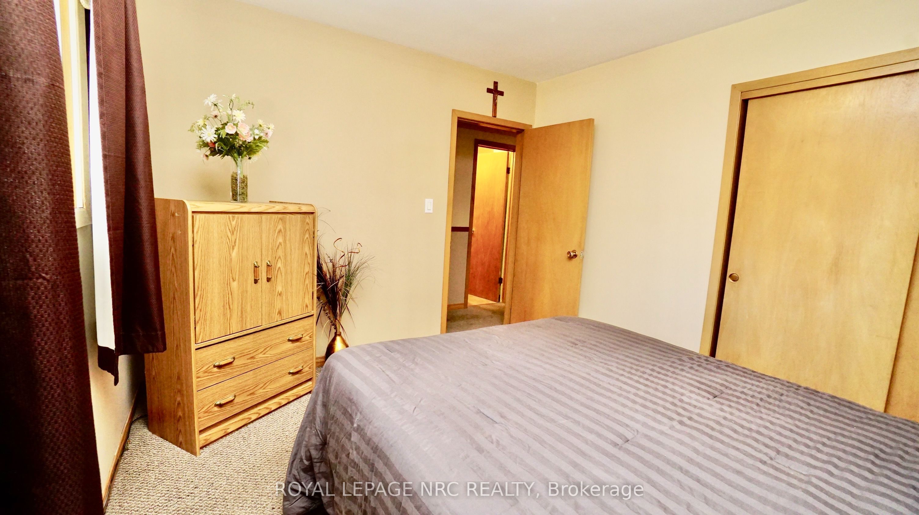 7030 Whitman Avenue Property Photo 18