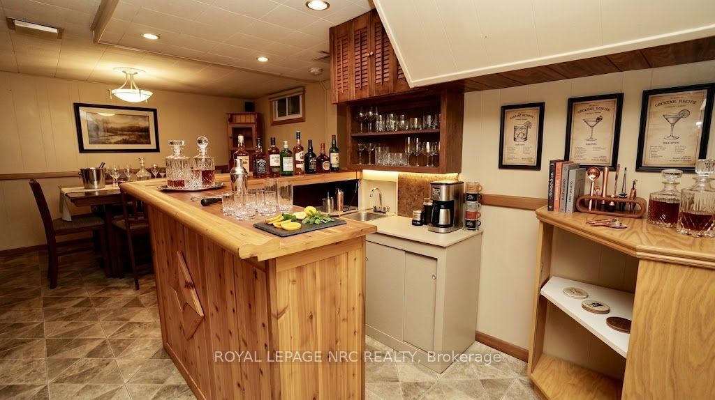 7030 Whitman Avenue Property Photo 31