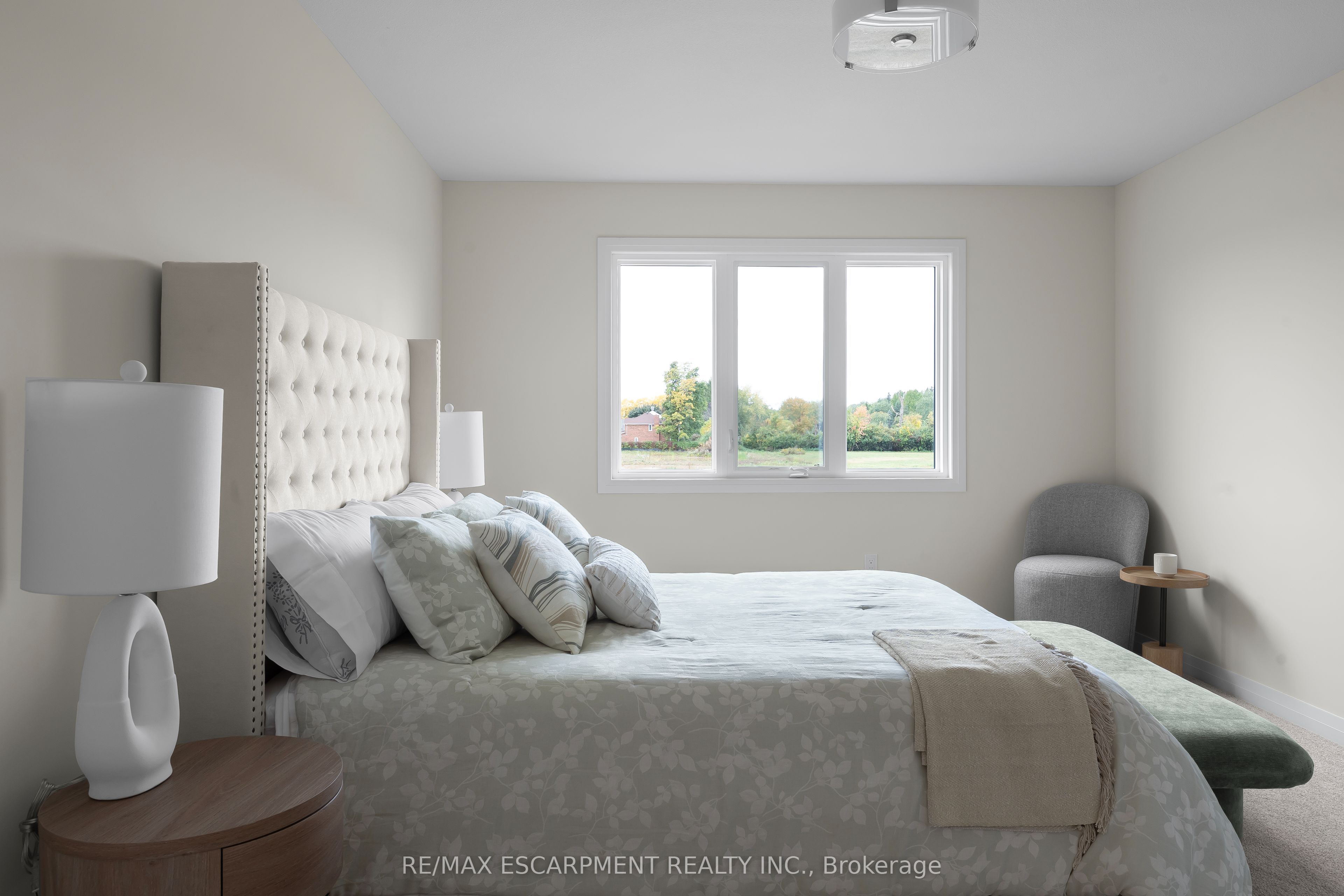 957 Clare Avenue Property Photo 18