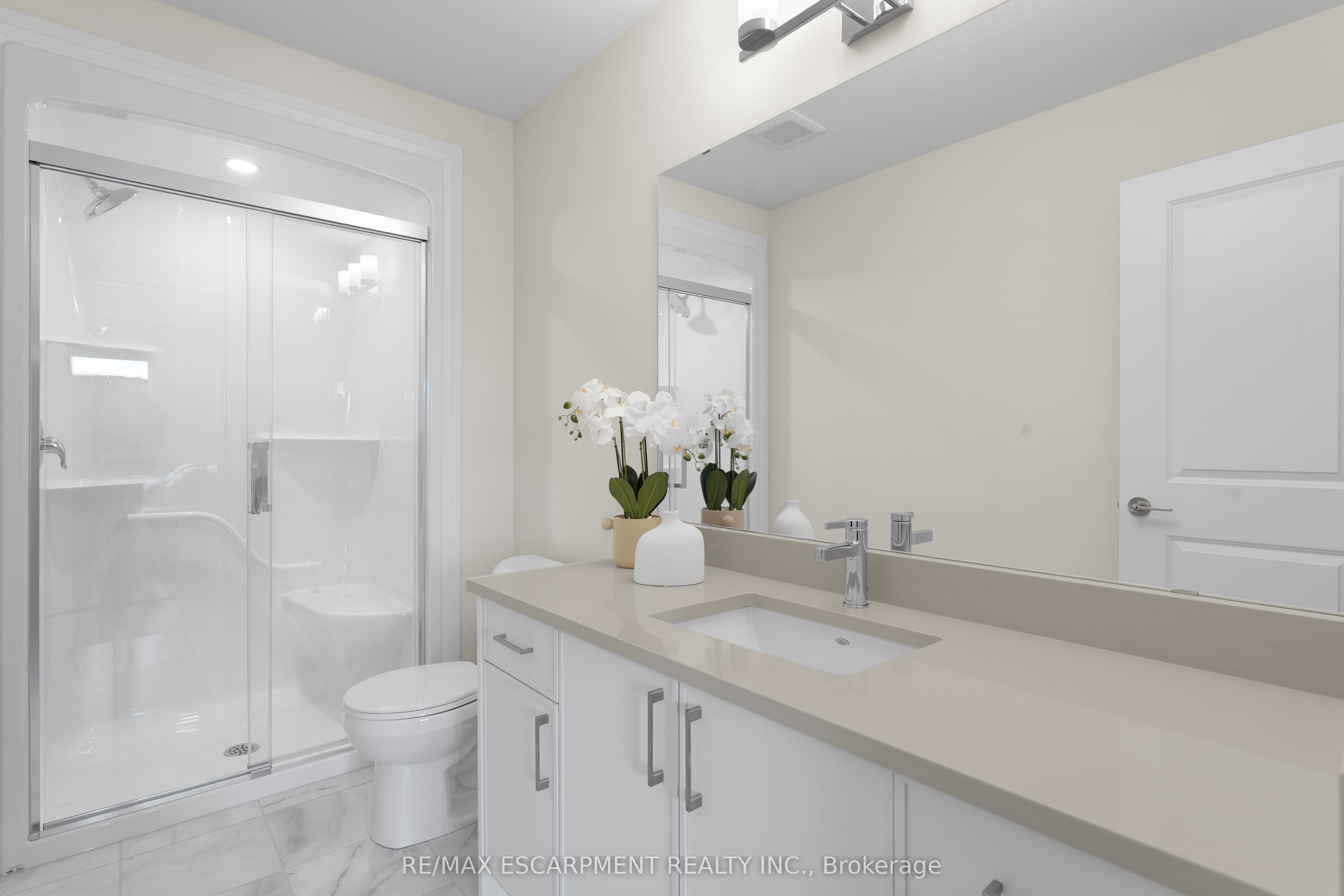 957 Clare Avenue Property Photo 20