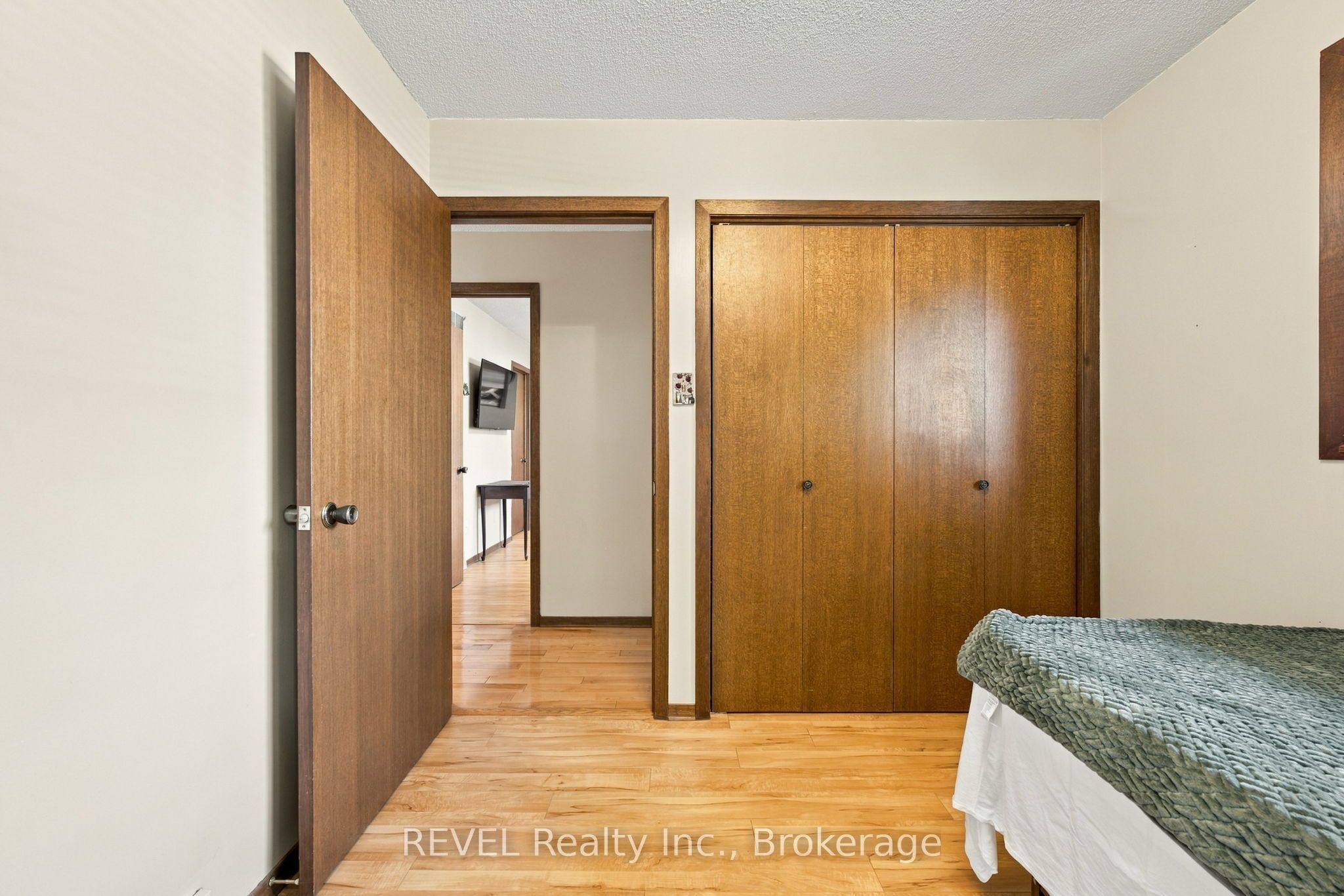 10 Michelle Drive Property Photo 25