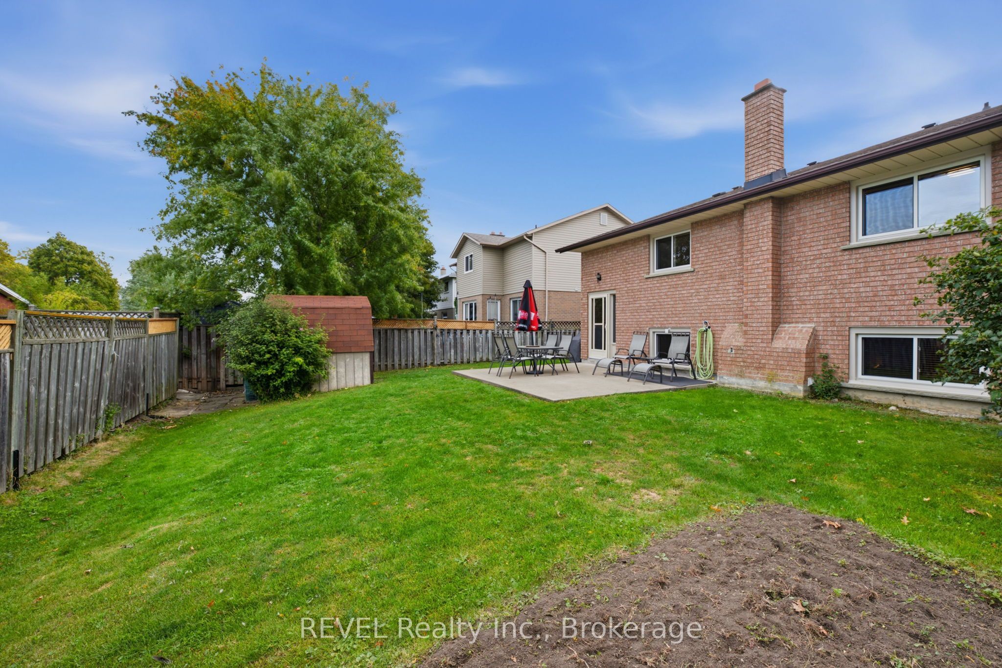 10 Michelle Drive Property Photo 37