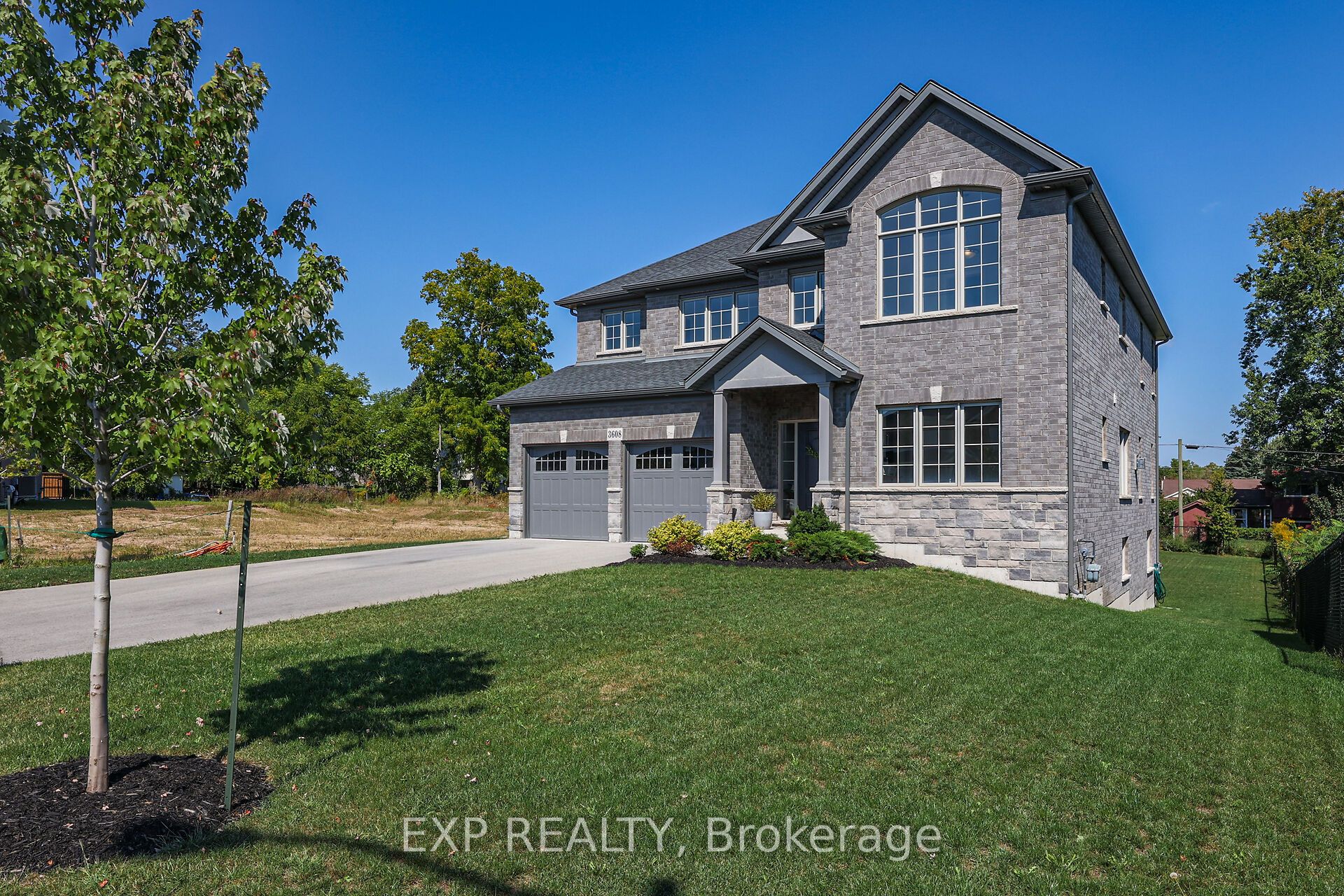 3608 Carolinia Court Property Photo 1
