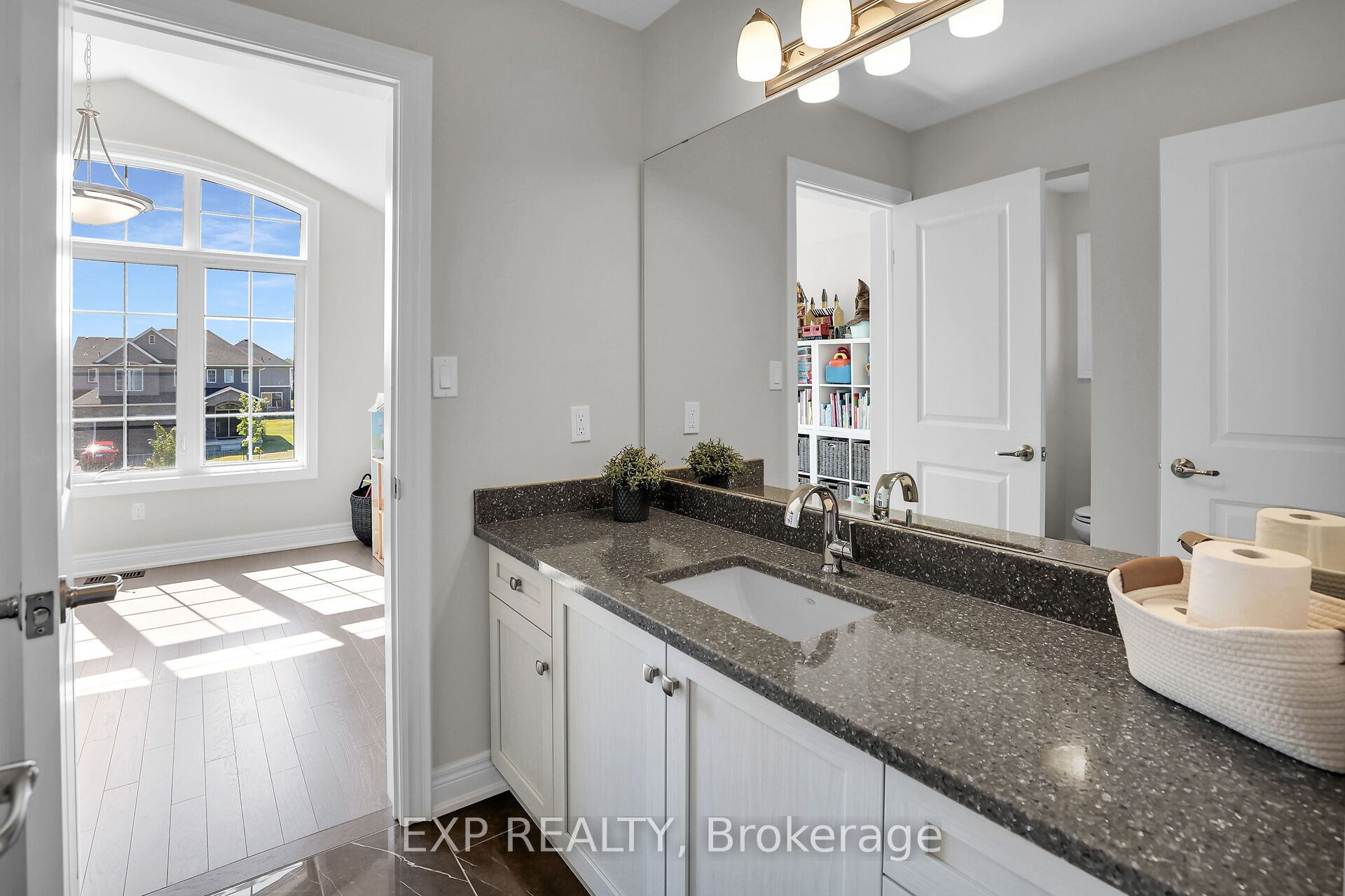 3608 Carolinia Court Property Photo 38