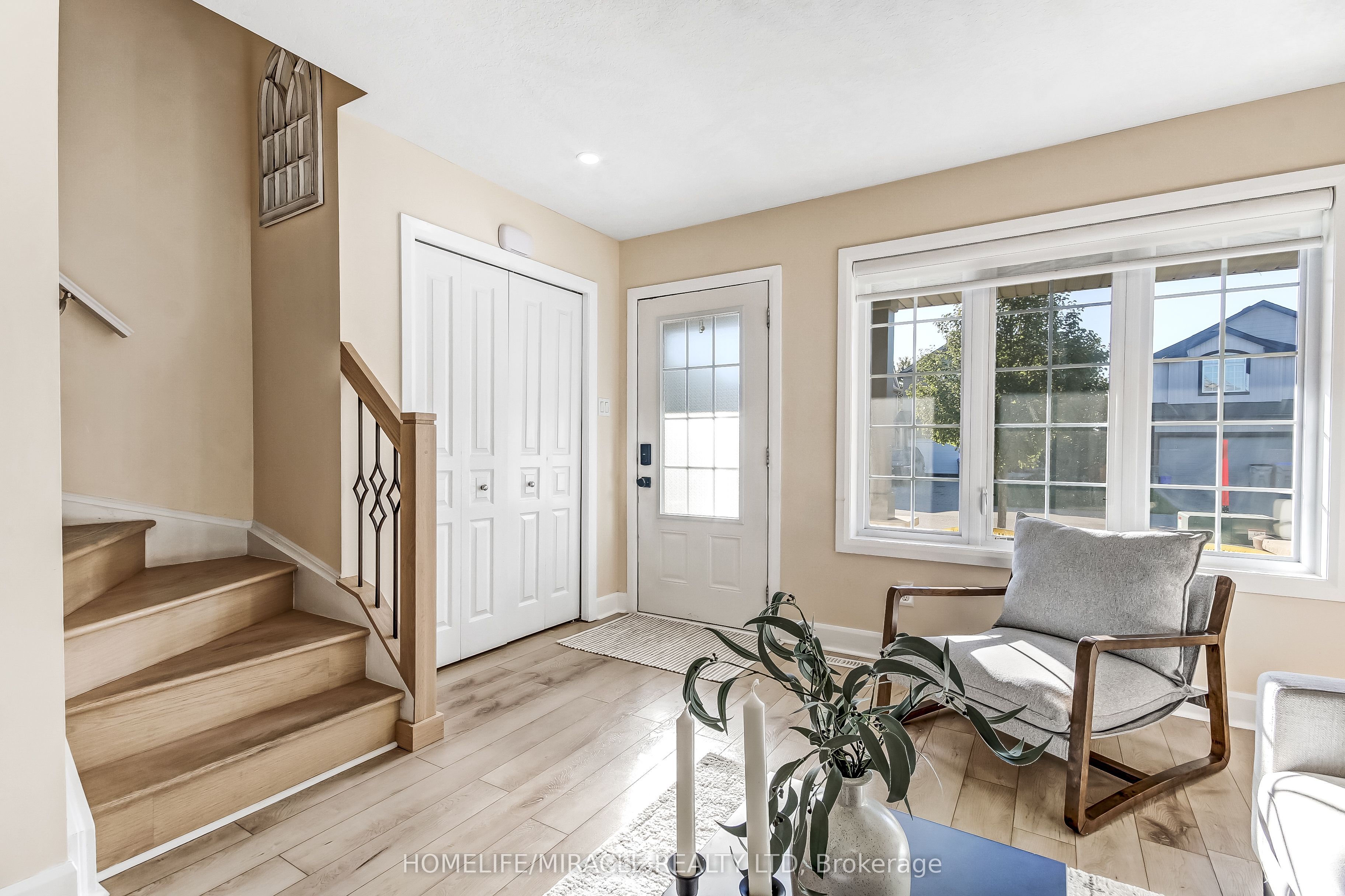 23 Willis Avenue Property Photo 4