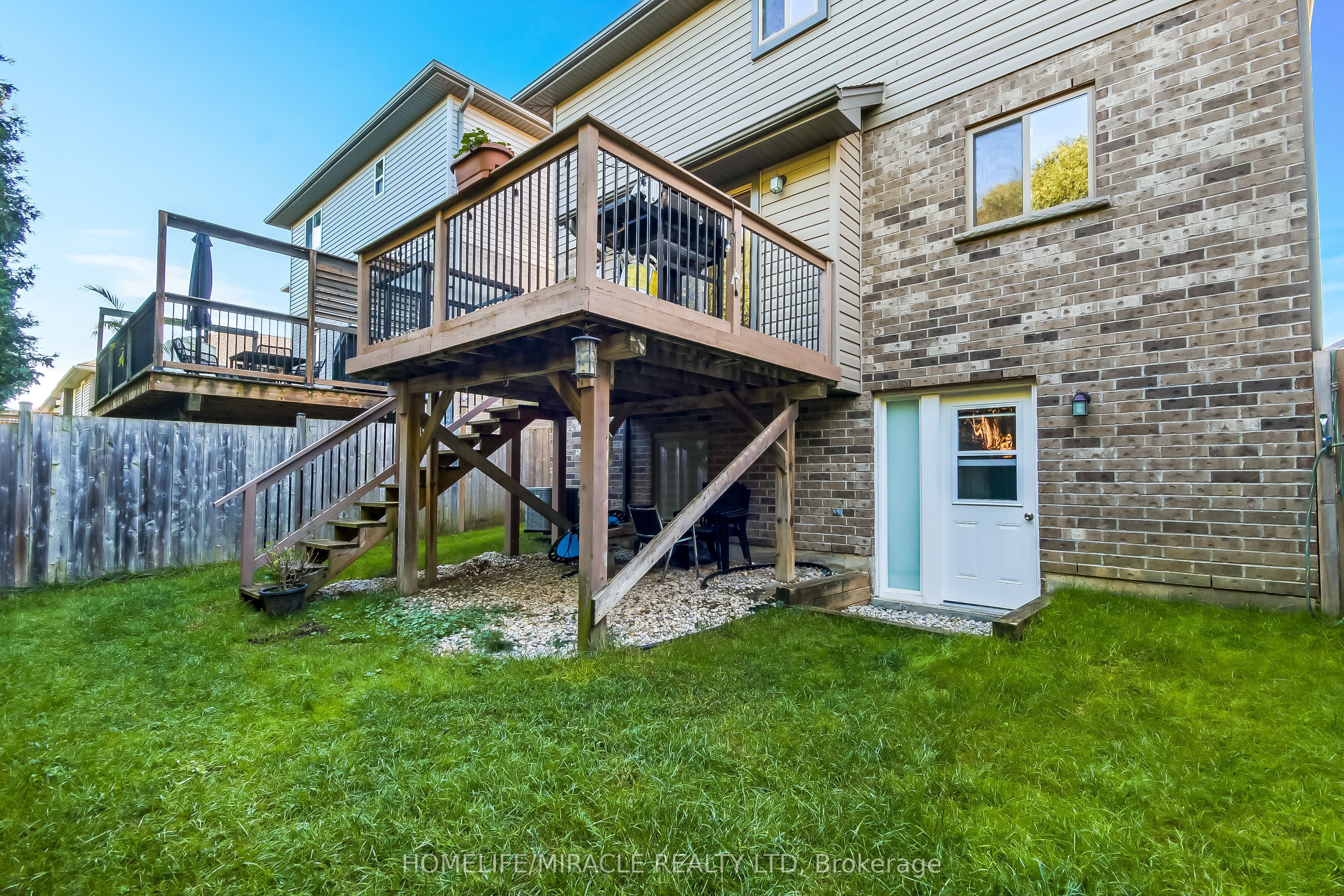 23 Willis Avenue Property Photo 23
