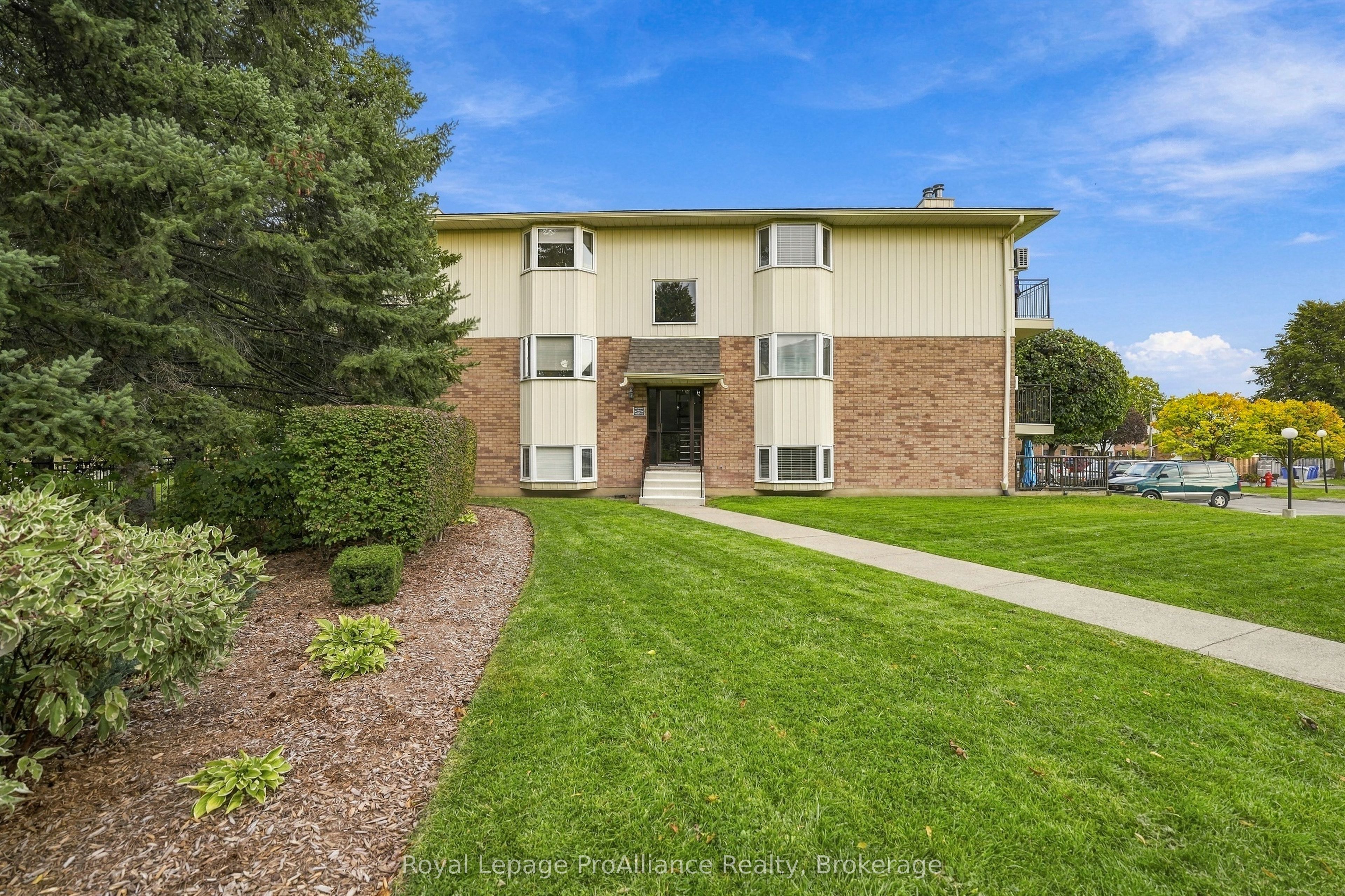 223 North Park Street 311c Property Photo 4
