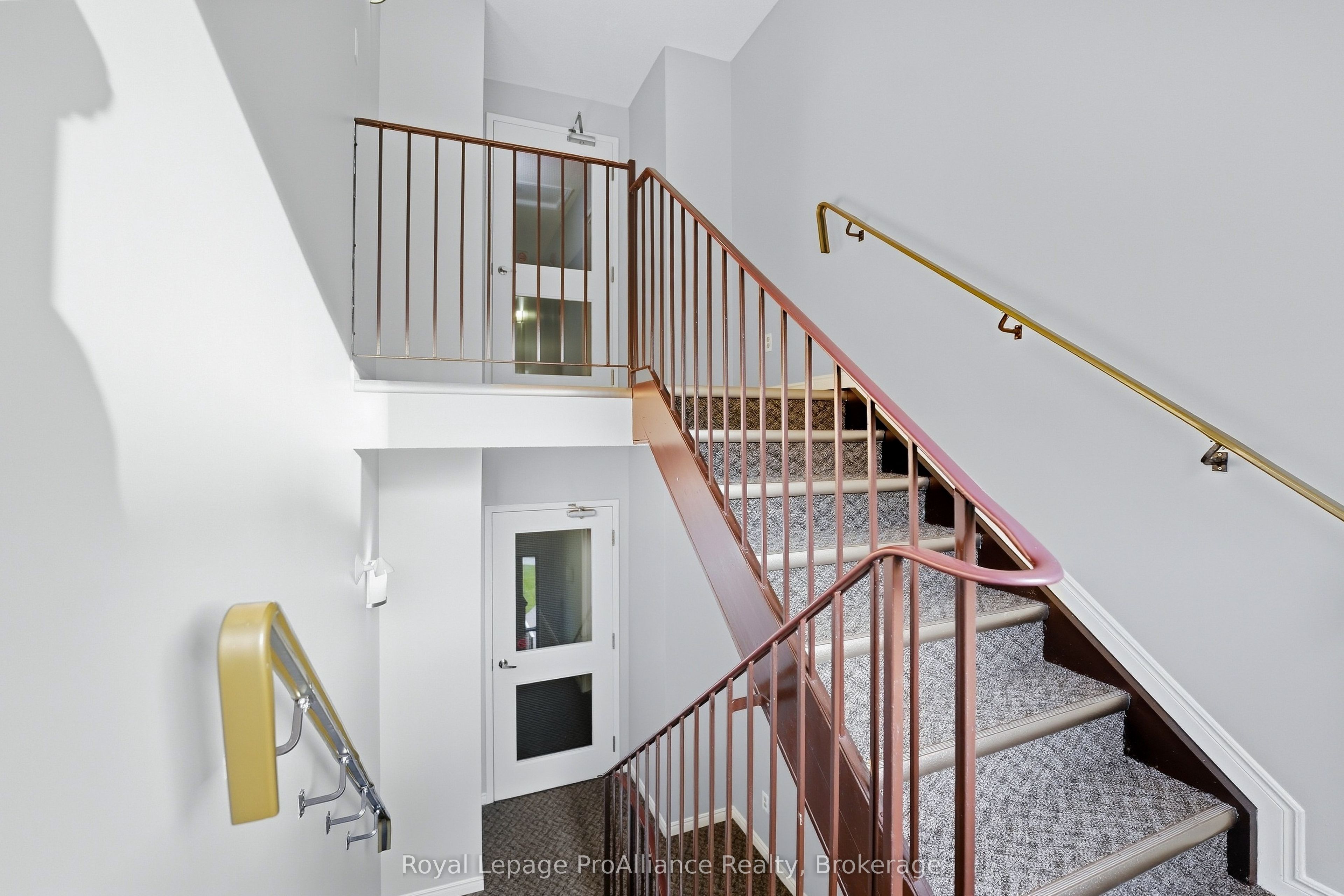 223 North Park Street 311c Property Photo 35