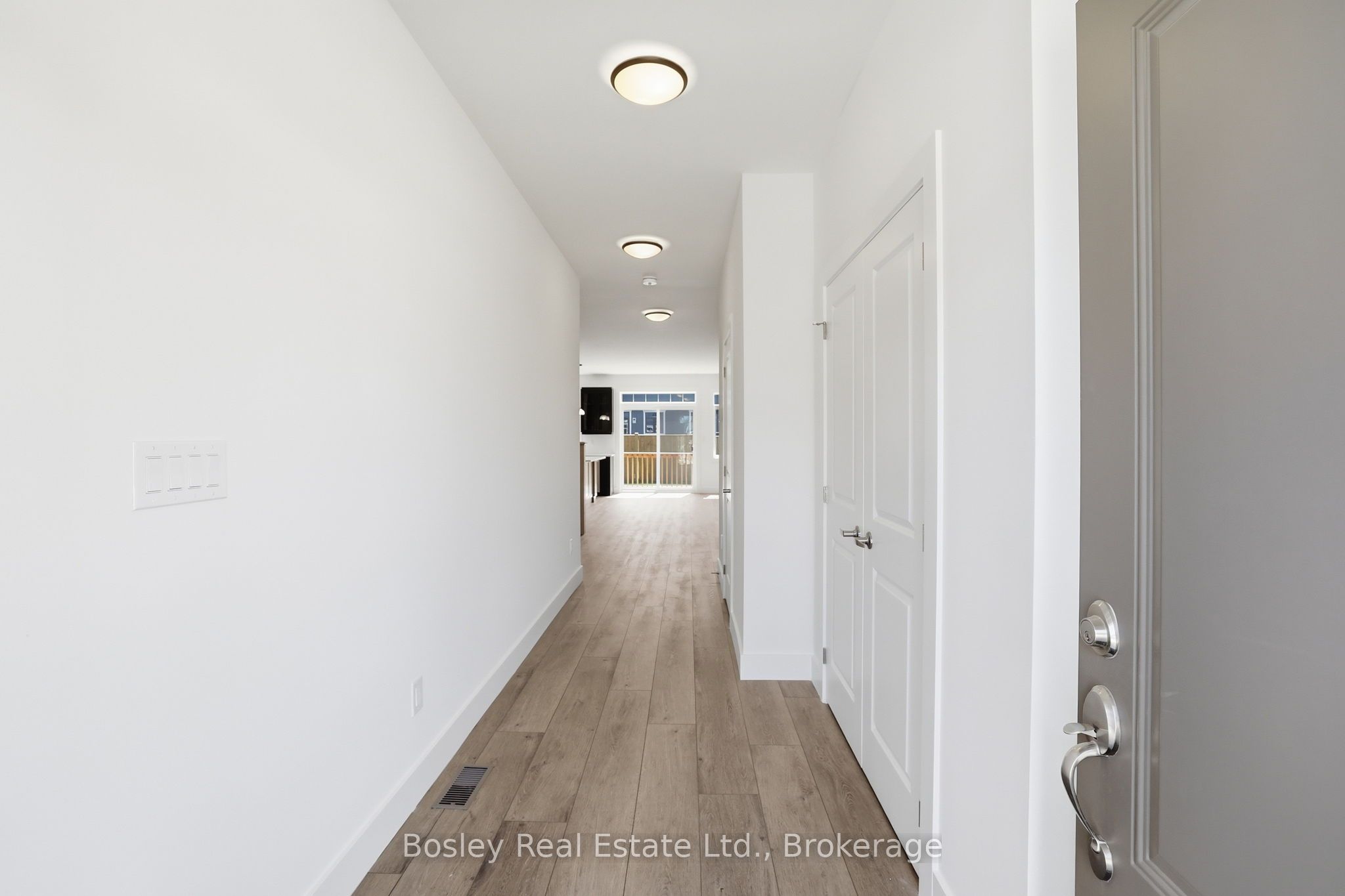 165 Sugar Maple Street Property Photo 3