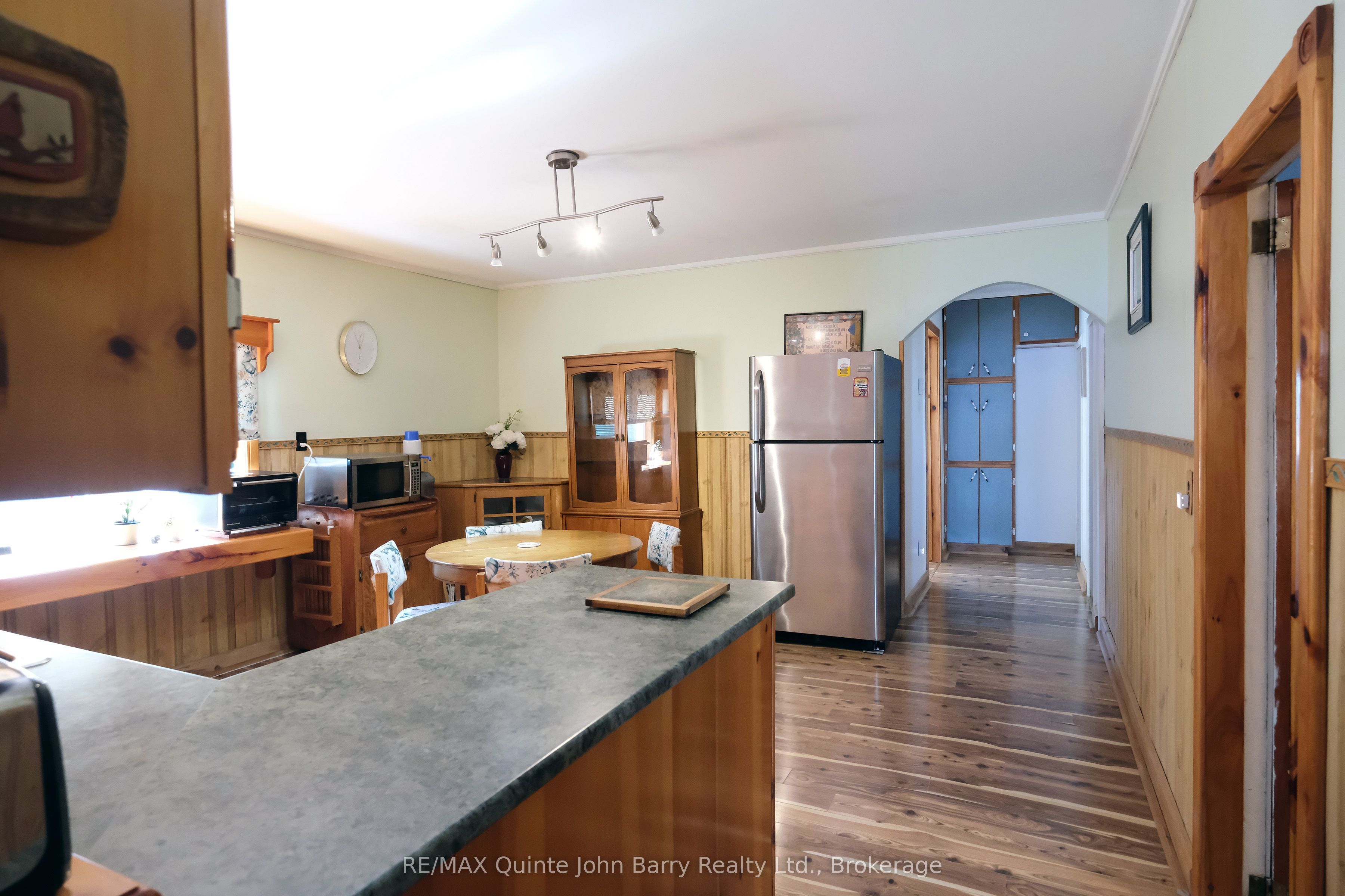190 Downs Road Property Photo 5