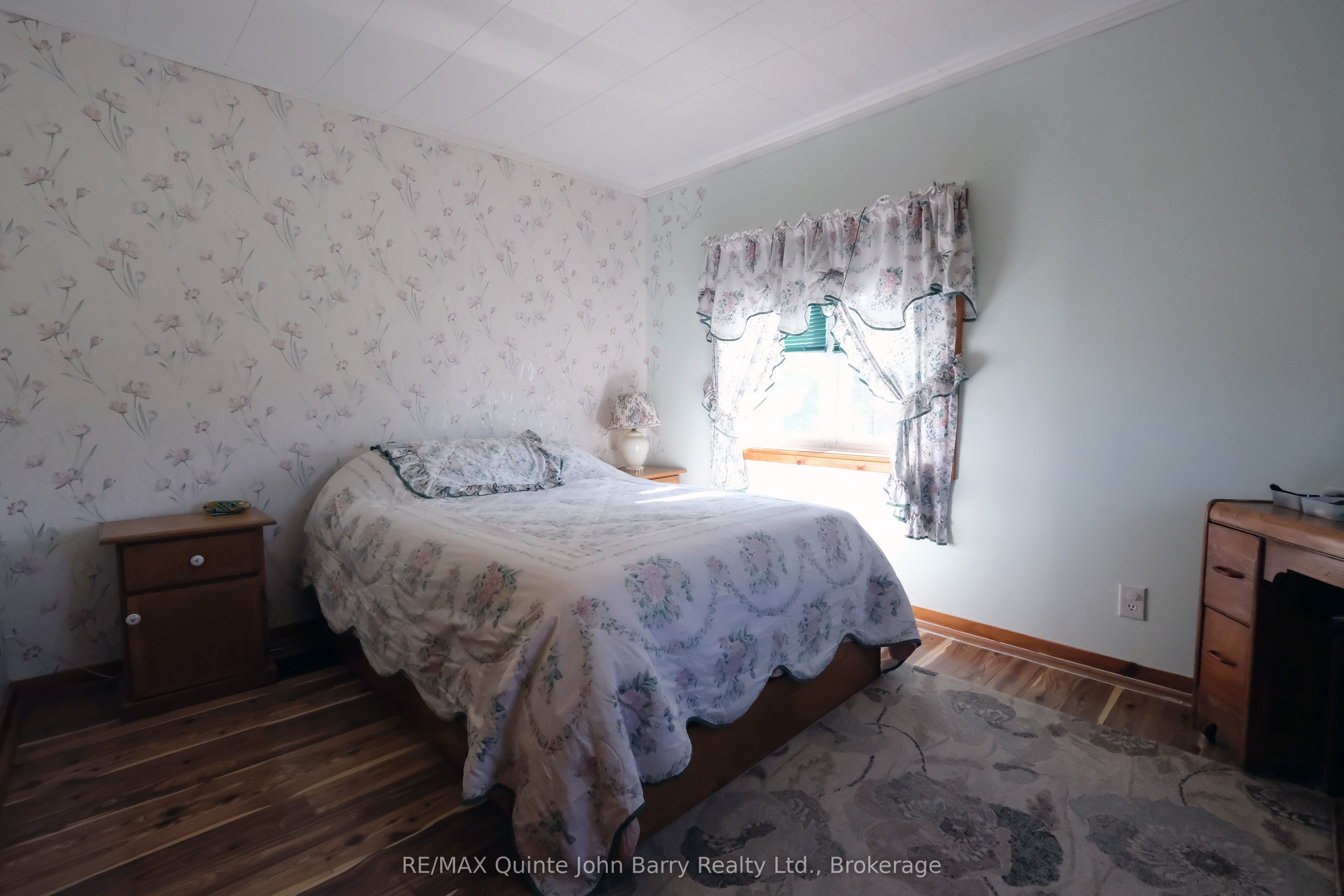 190 Downs Road Property Photo 12