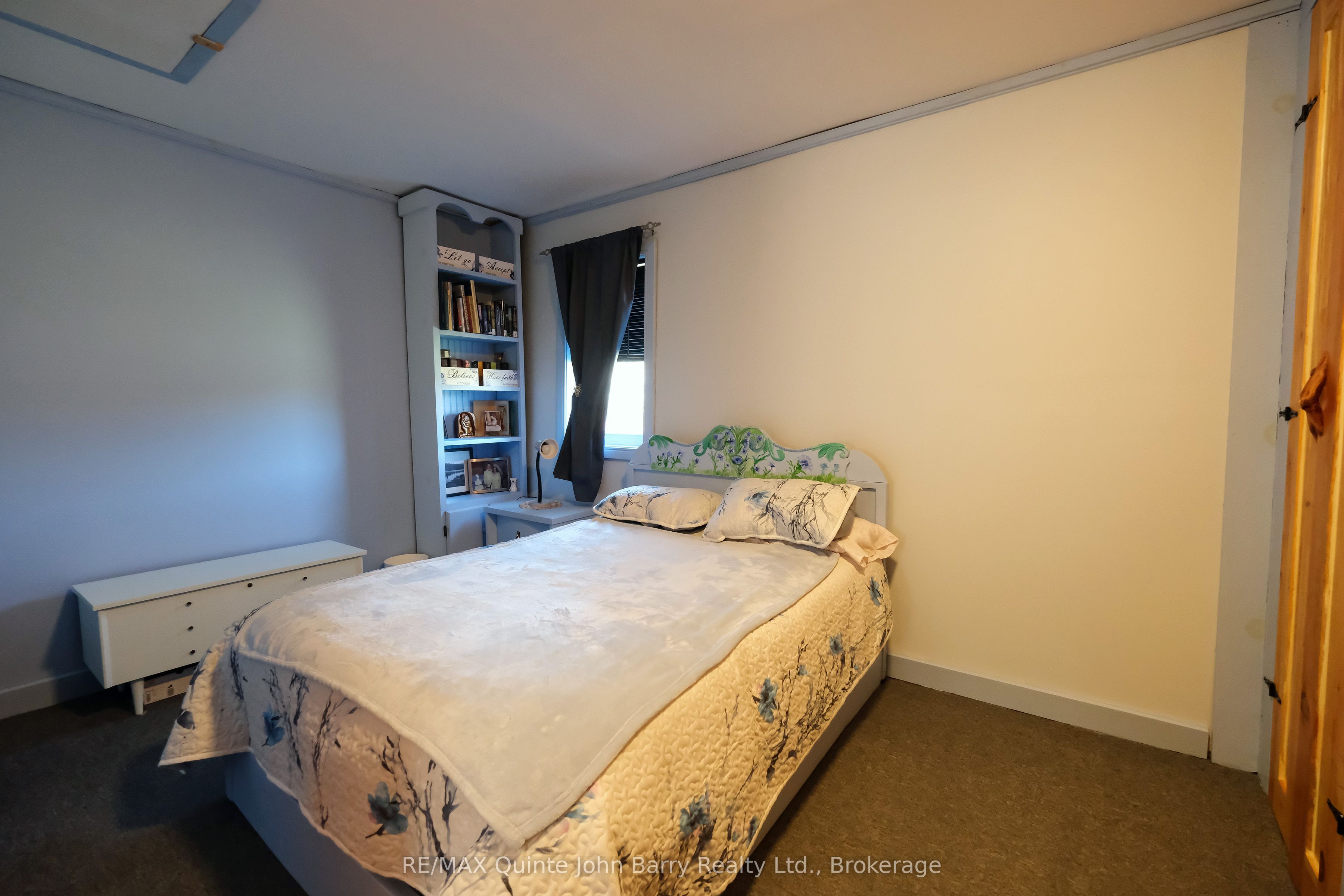 190 Downs Road Property Photo 13