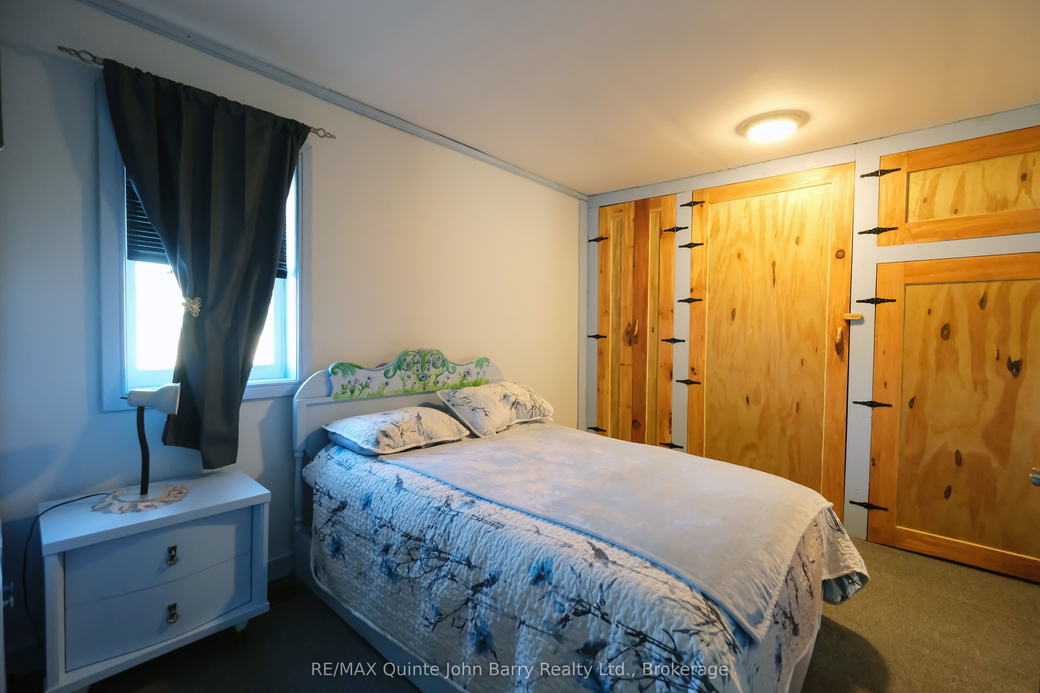 190 Downs Road Property Photo 14
