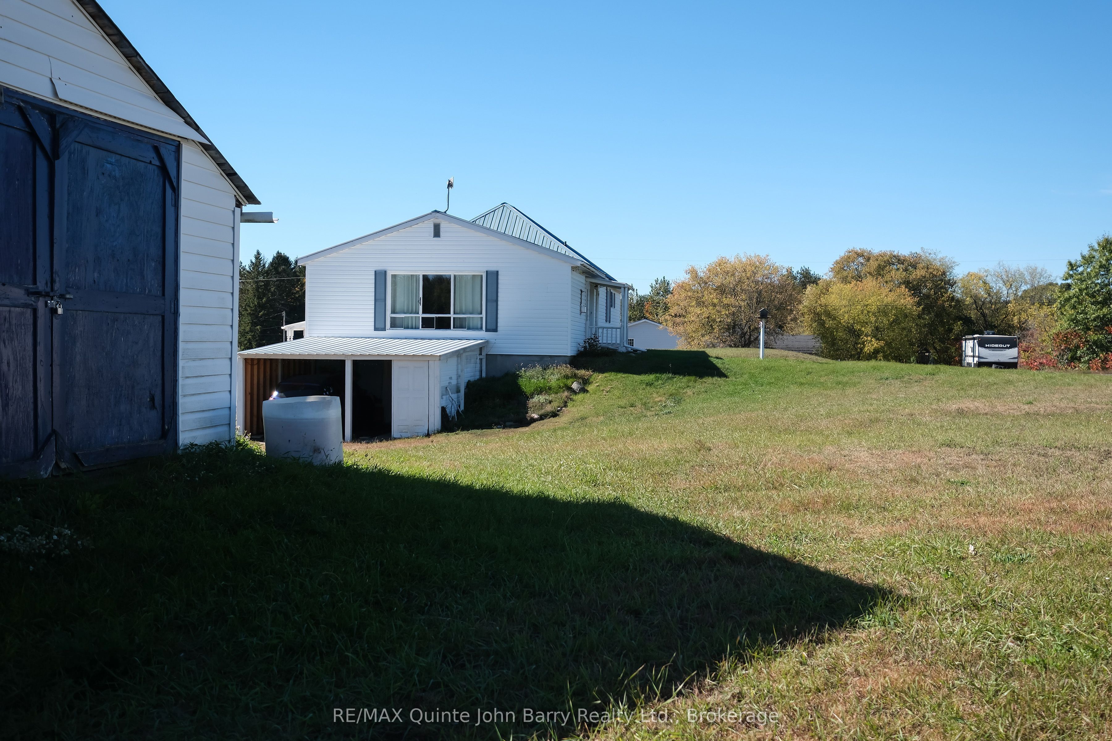 190 Downs Road Property Photo 36