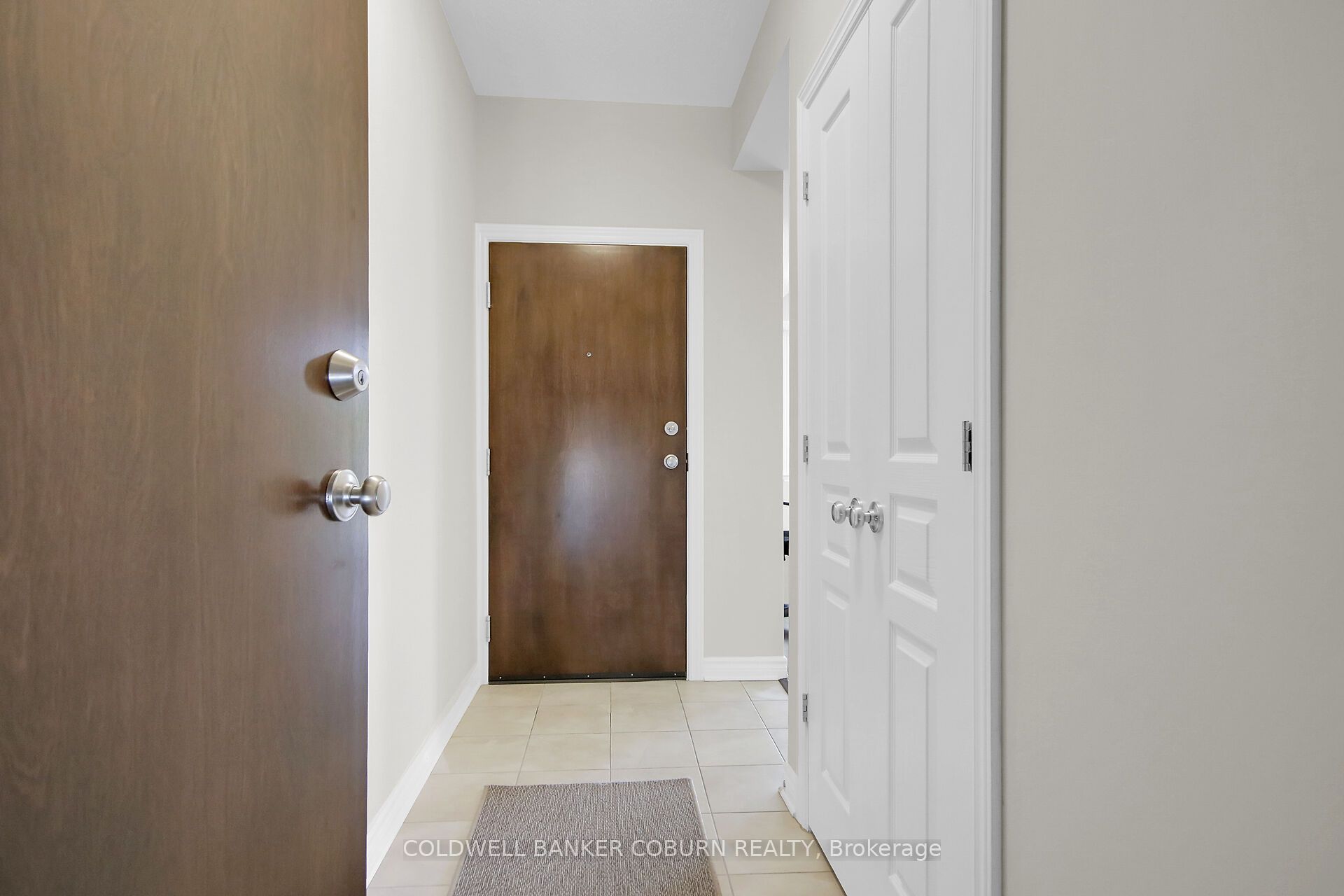 34 Tadley Private C Property Photo 3