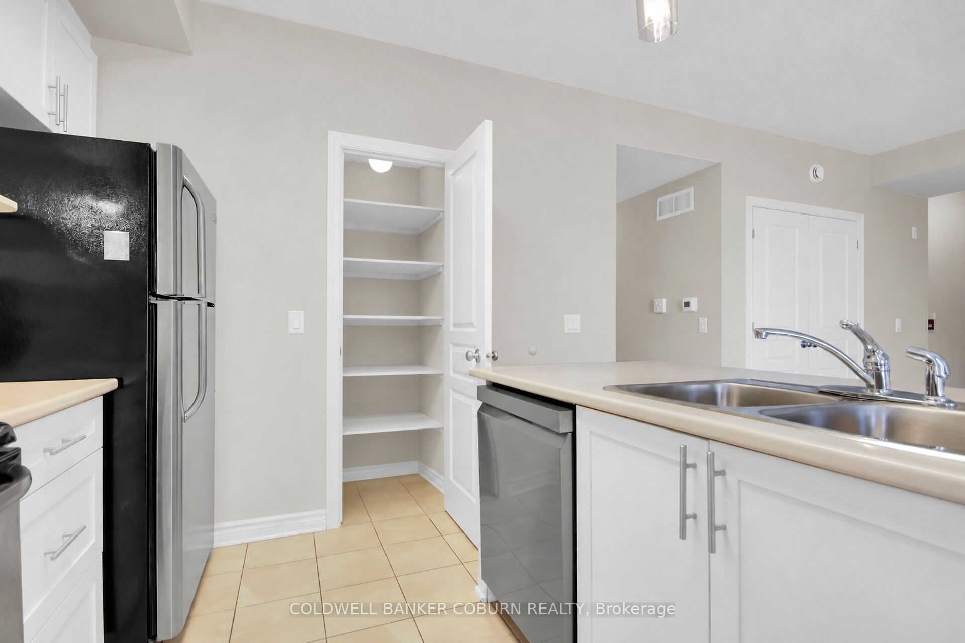 34 Tadley Private C Property Photo 9