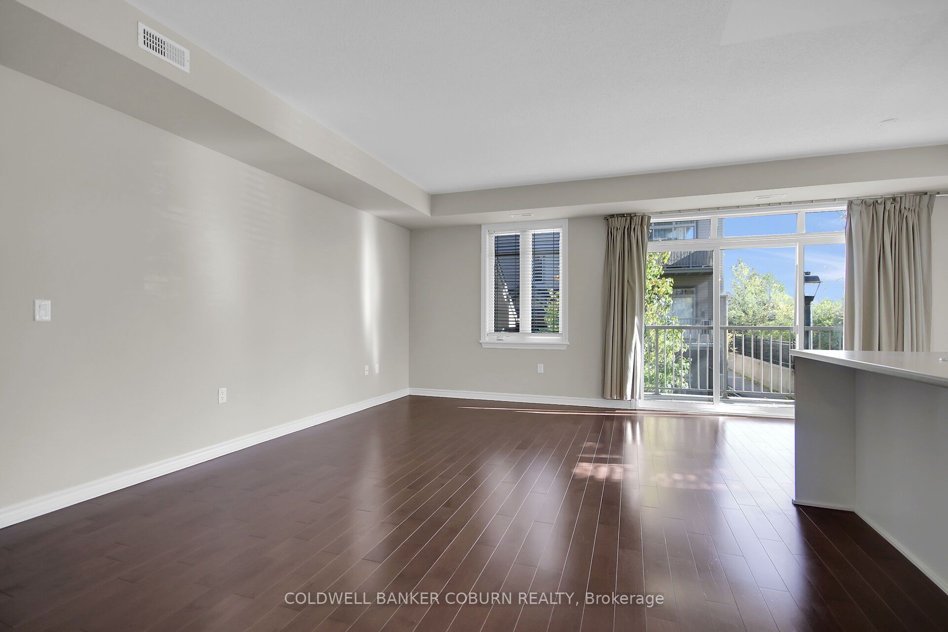 34 Tadley Private C Property Photo 10