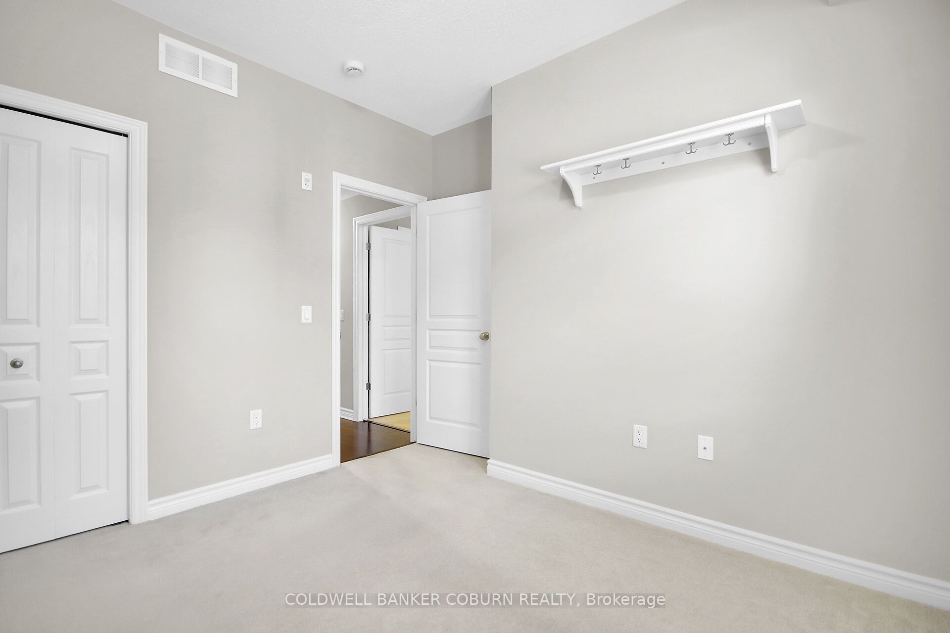 34 Tadley Private C Property Photo 24