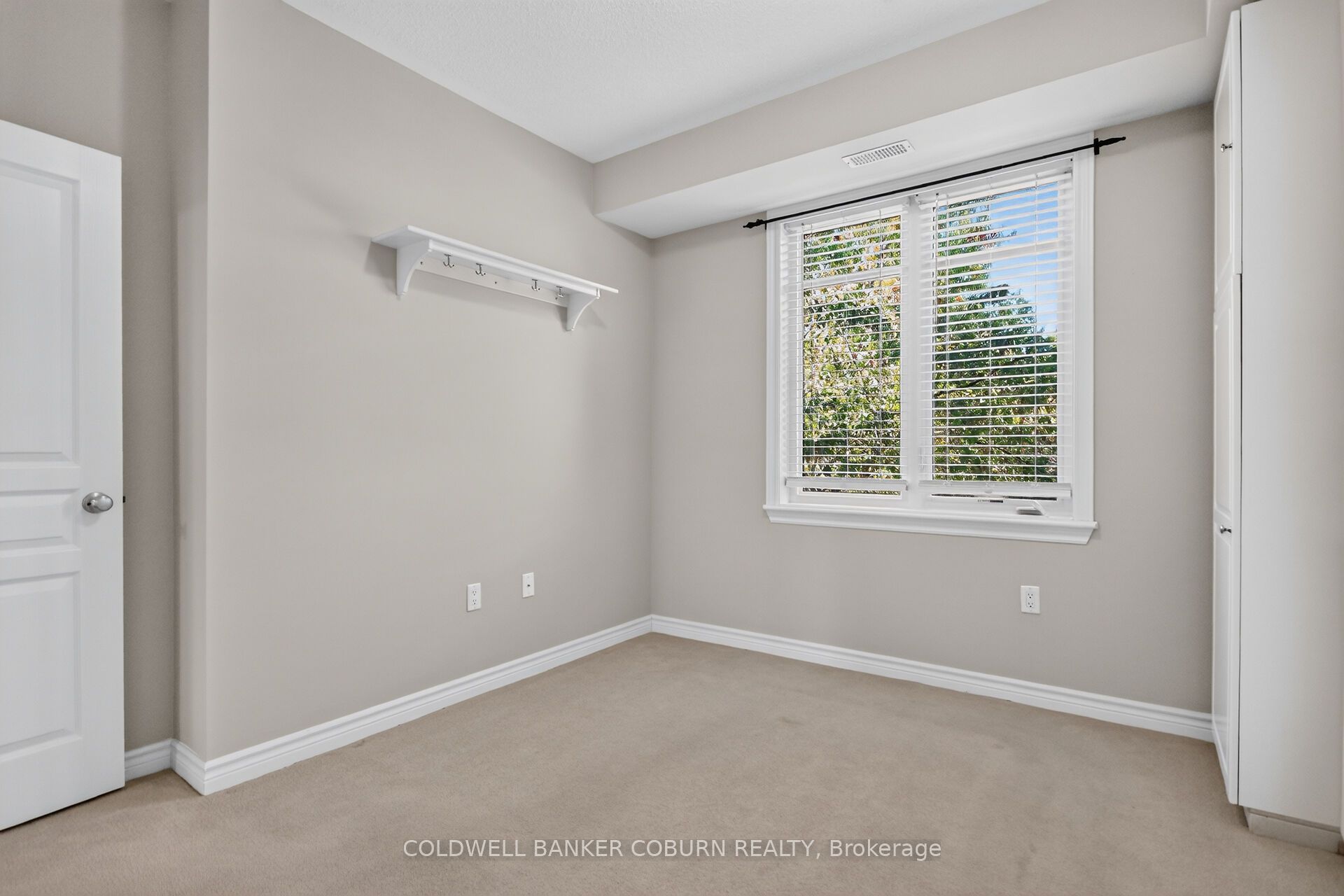 34 Tadley Private C Property Photo 25