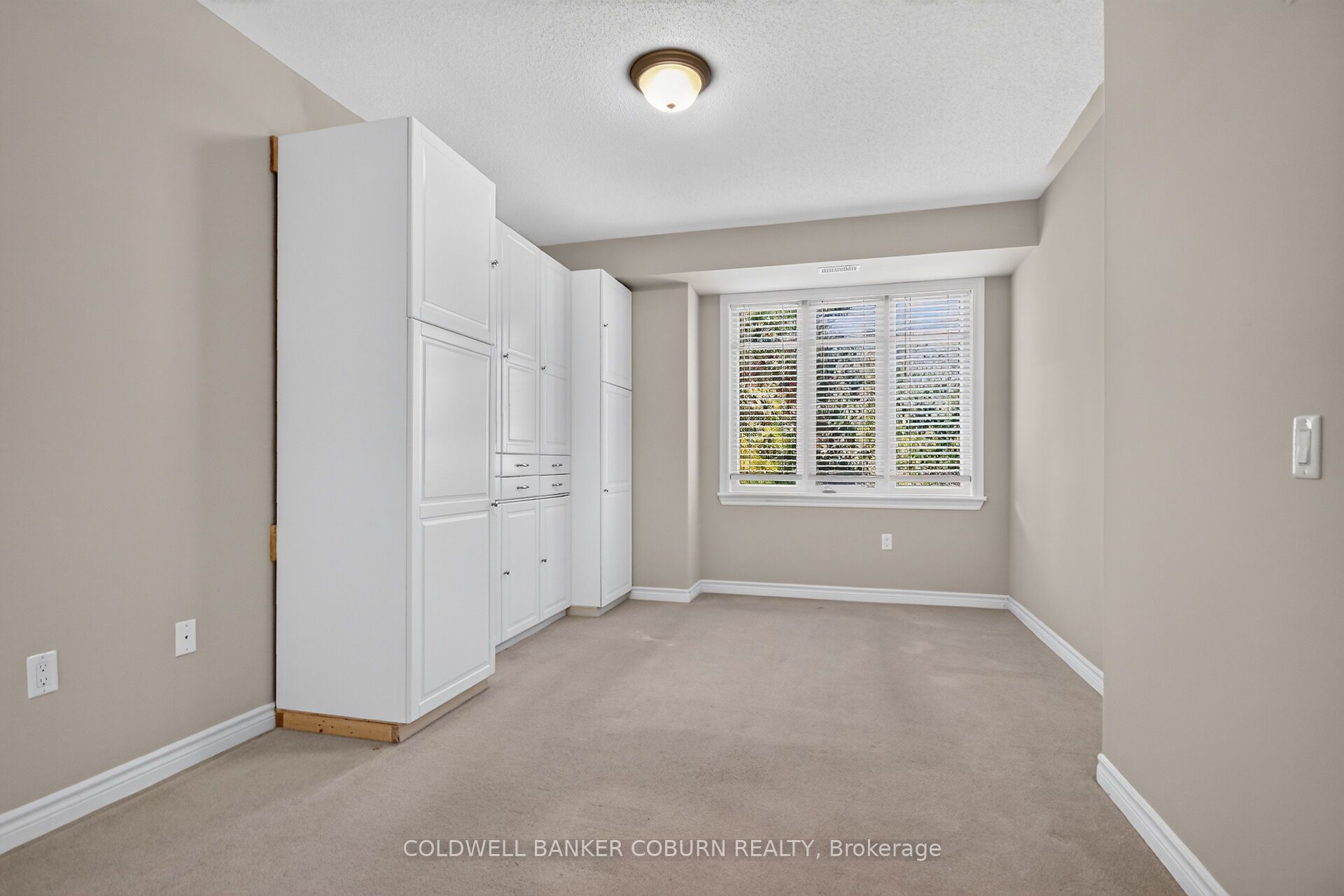 34 Tadley Private C Property Photo 28