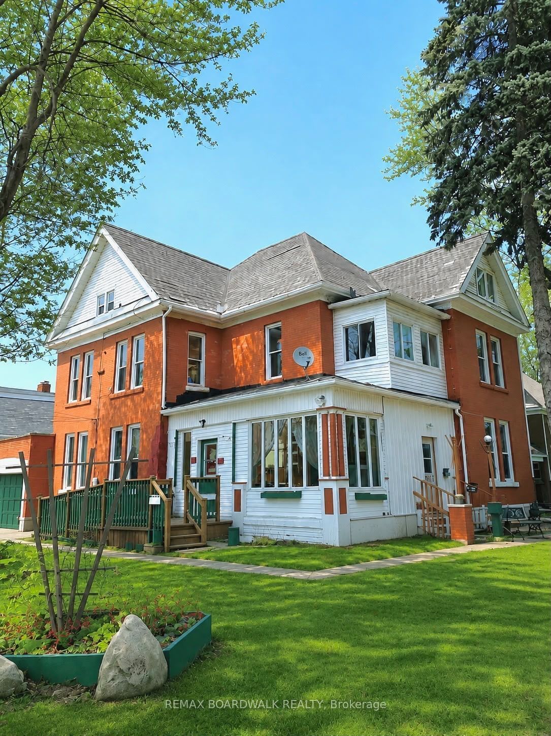 205 FIRST Street E