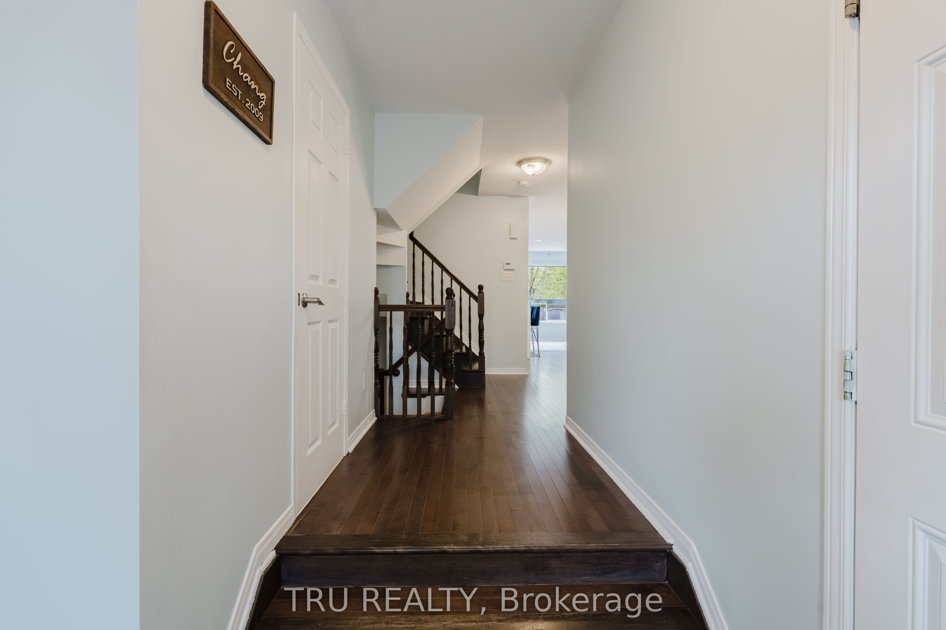 200 Trail Side Circle Property Photo 3