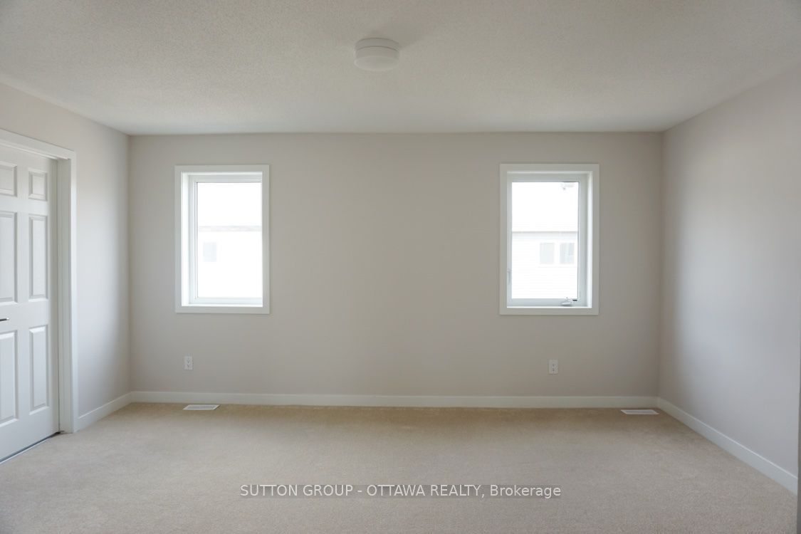 663 Allied Mews Property Photo 2