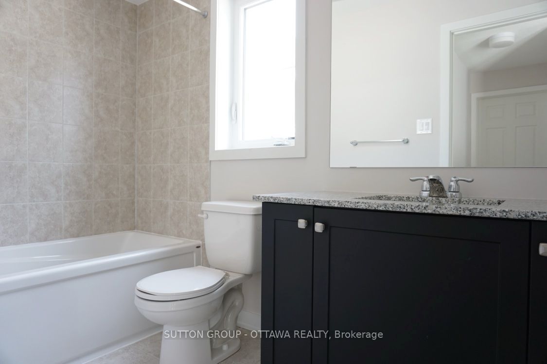 663 Allied Mews Property Photo 13