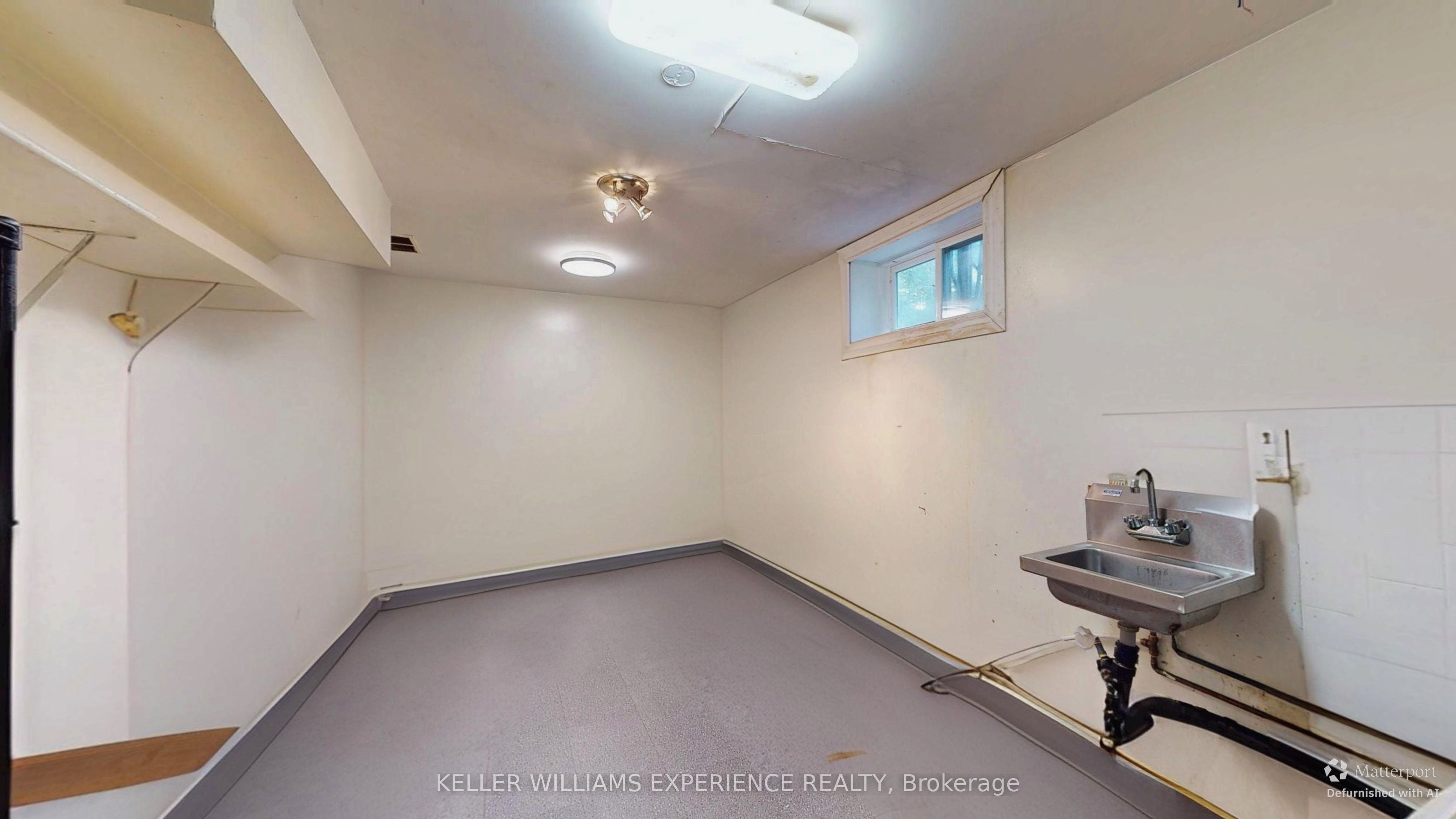 135 Catherine Street W Property Photo 20