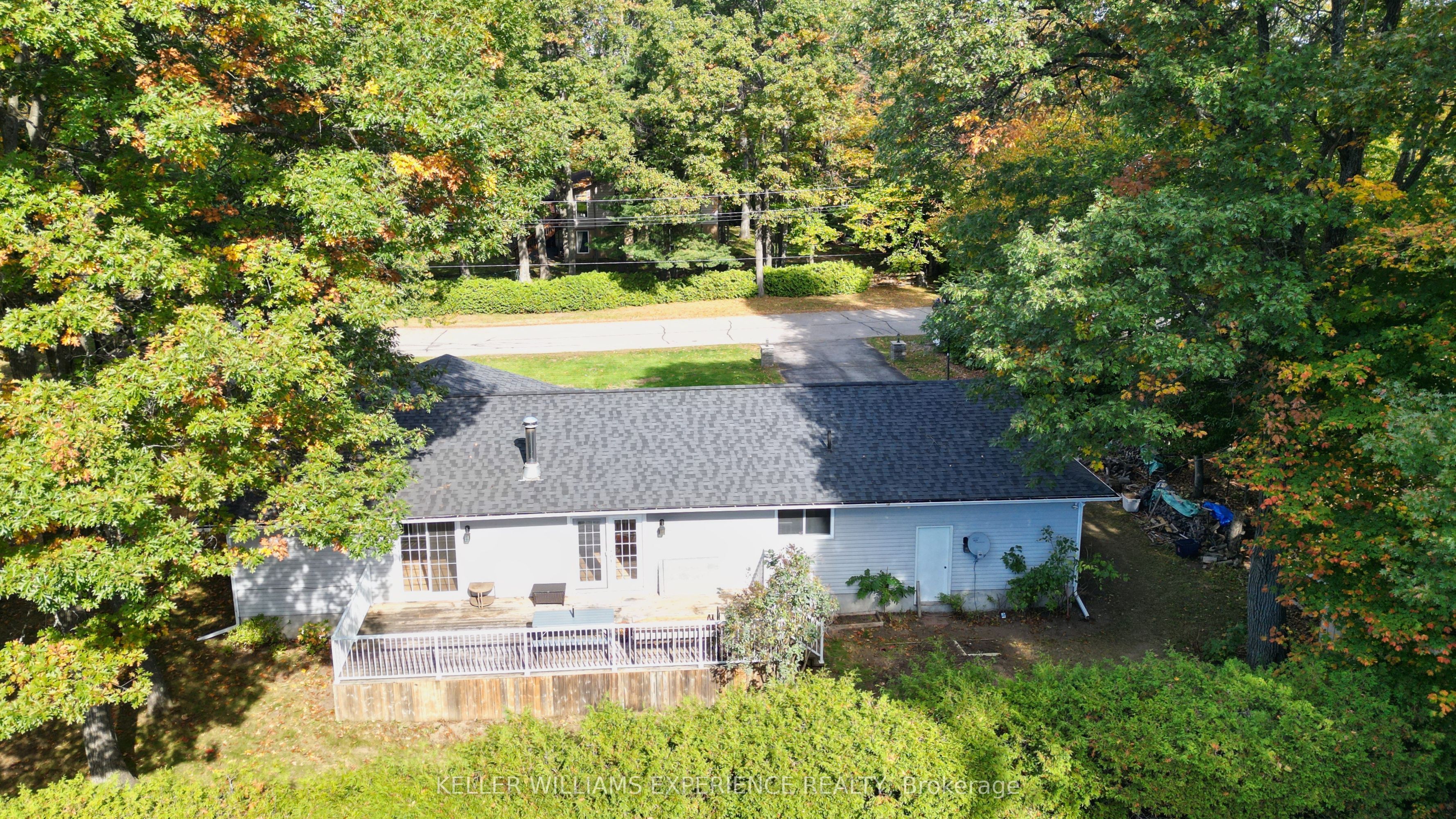 135 Catherine Street W Property Photo 25
