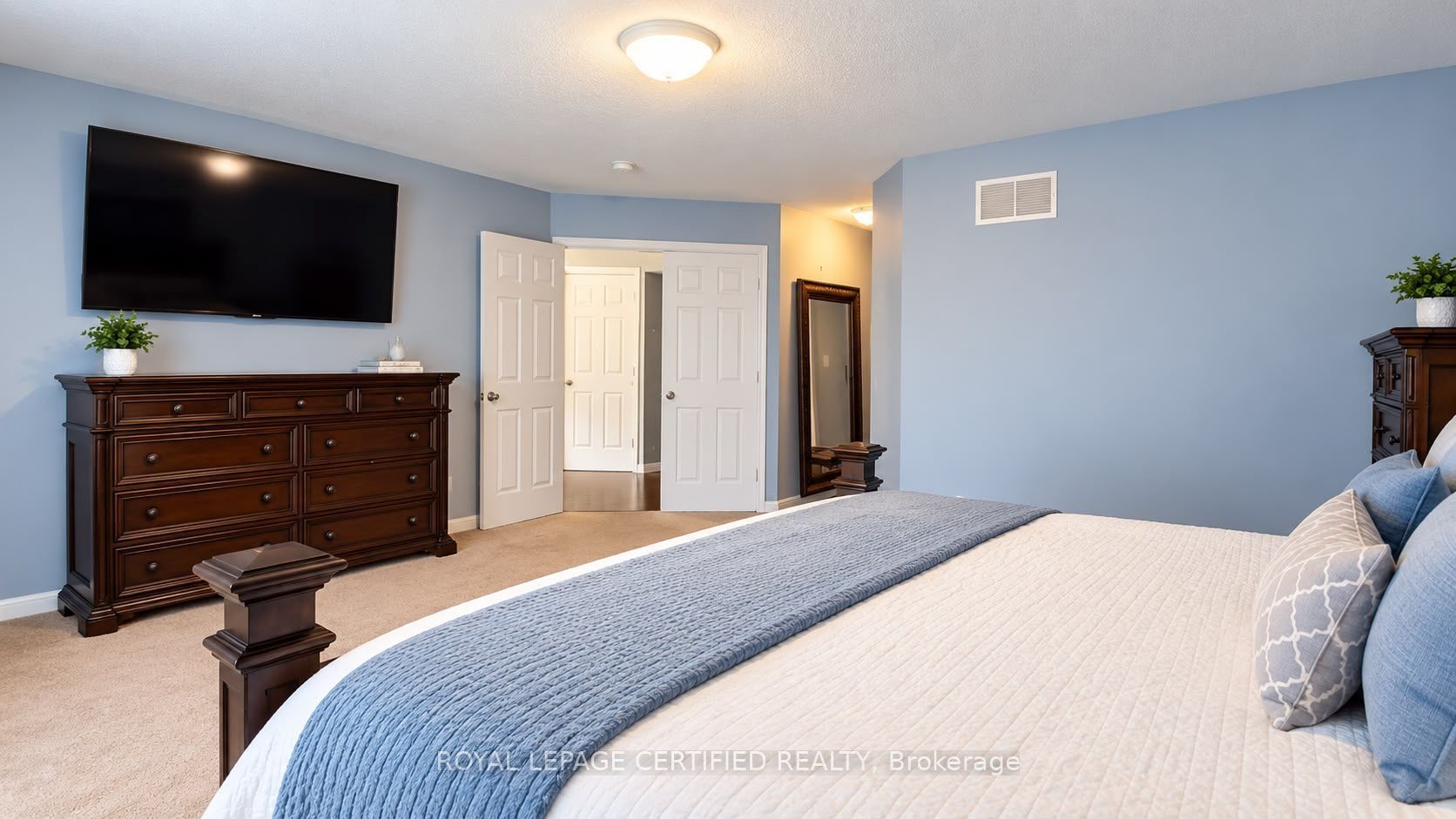115 Davinci Boulevard Property Photo 19