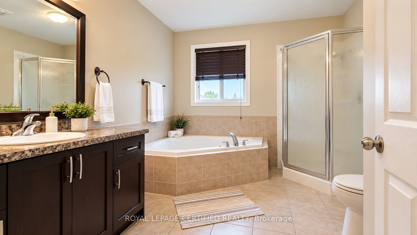115 Davinci Boulevard Property Photo 21