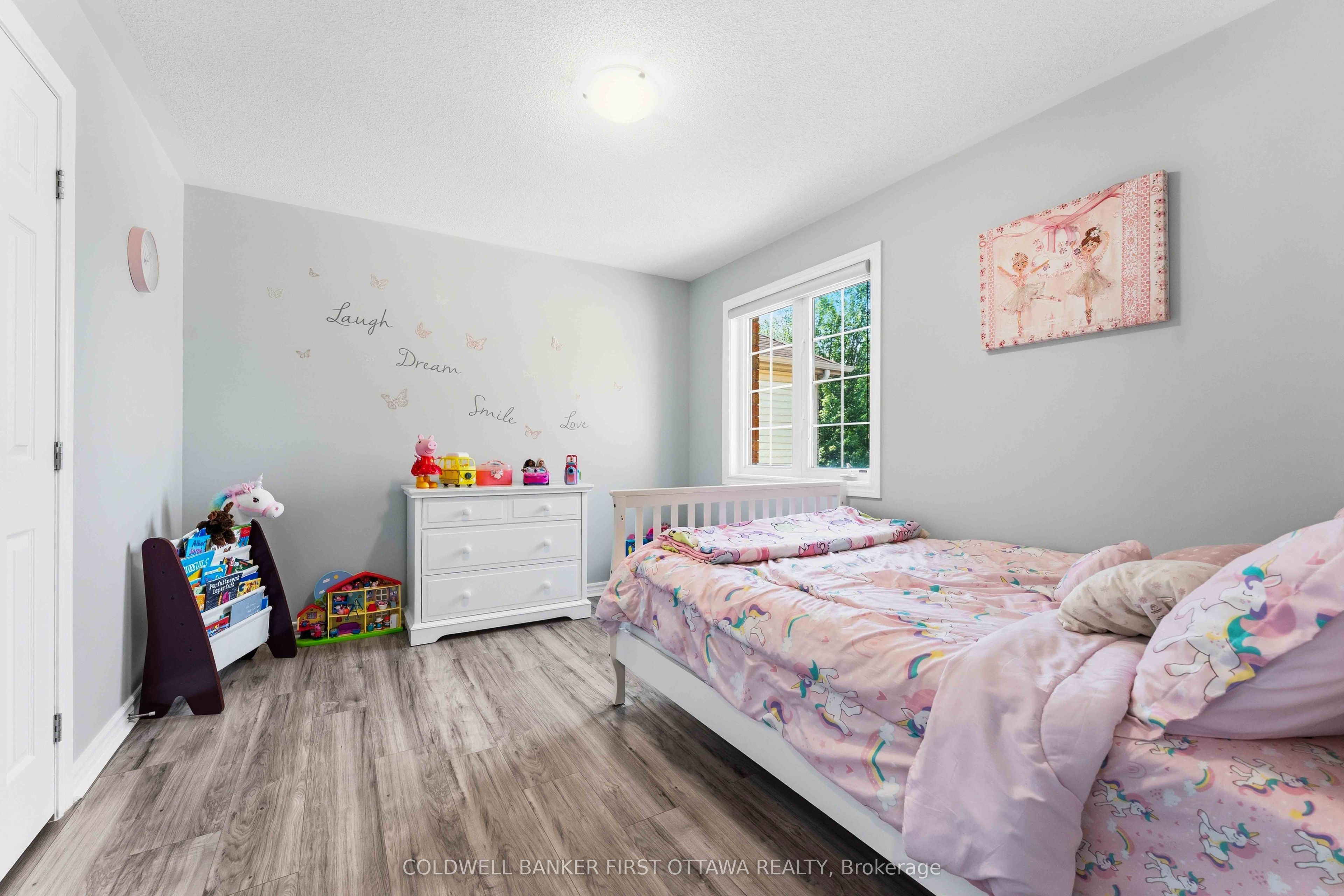 150 Strathcarron Crescent Property Photo 32