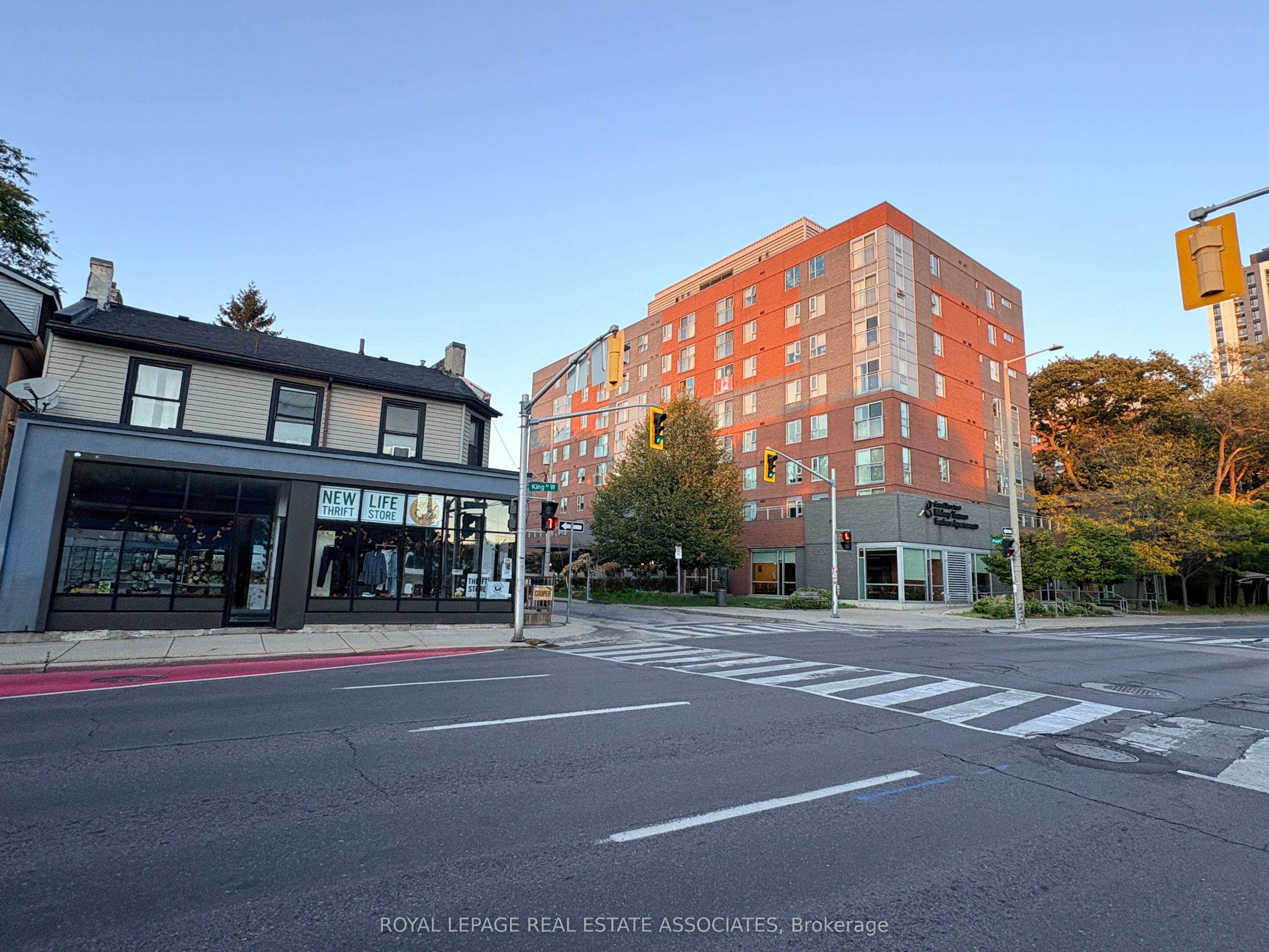 428 King Street W Property Photo 1