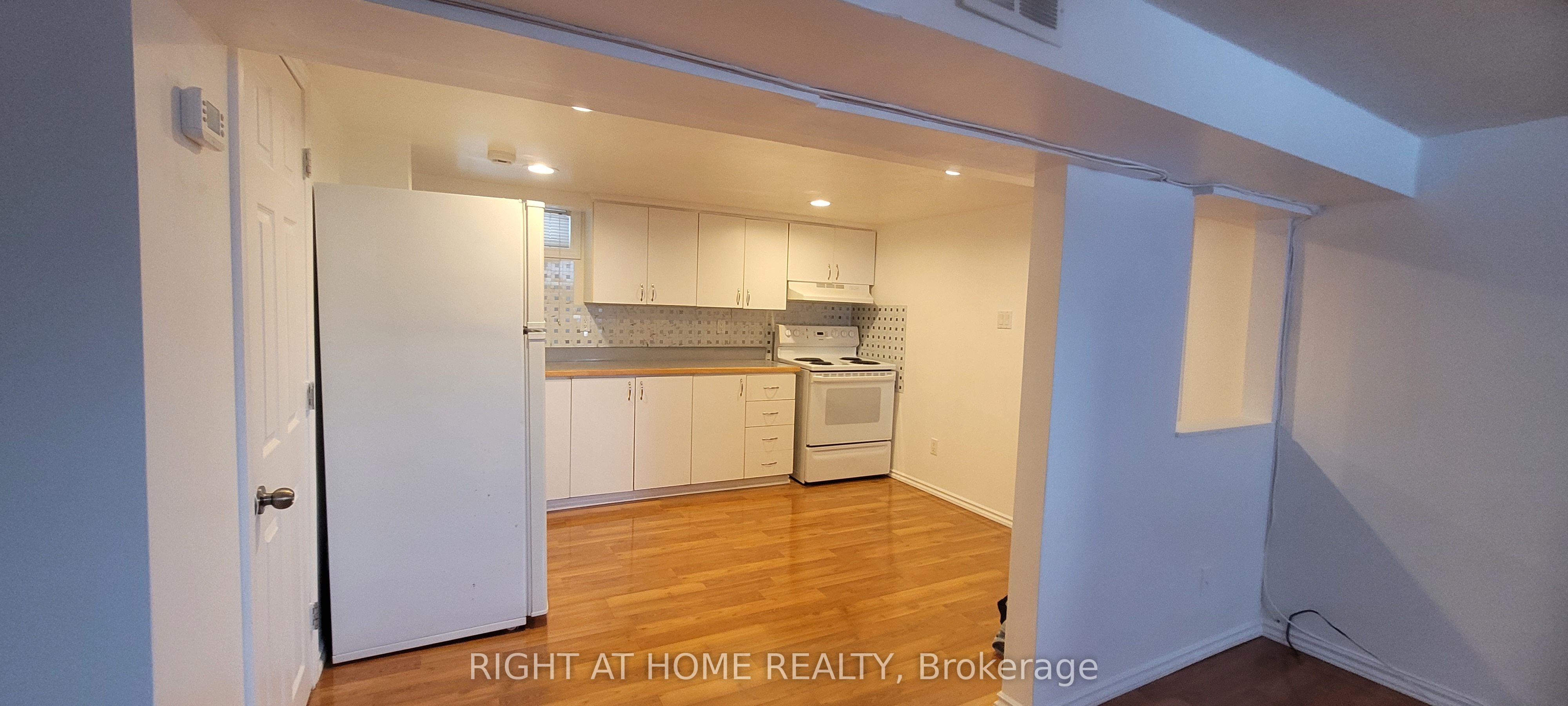 298 Montfort Street Property Photo 6