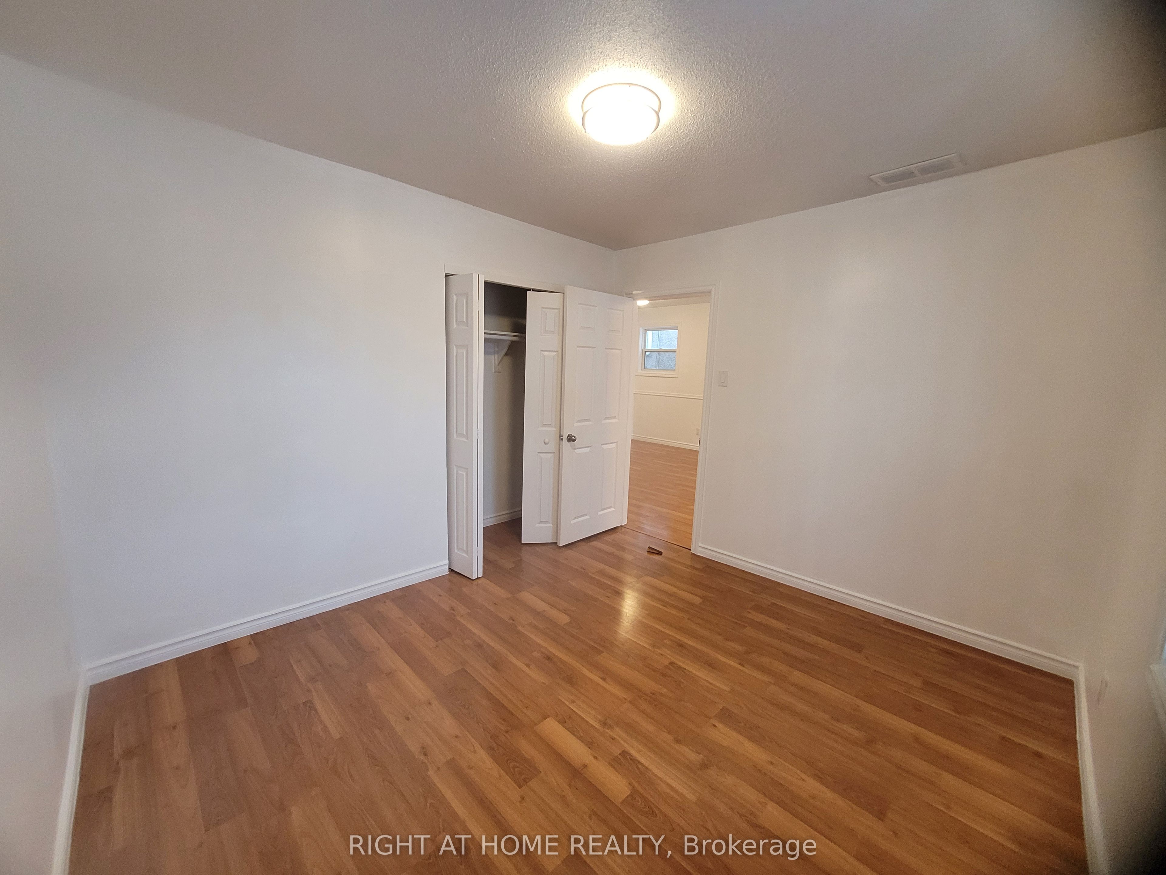 298 Montfort Street Property Photo 17