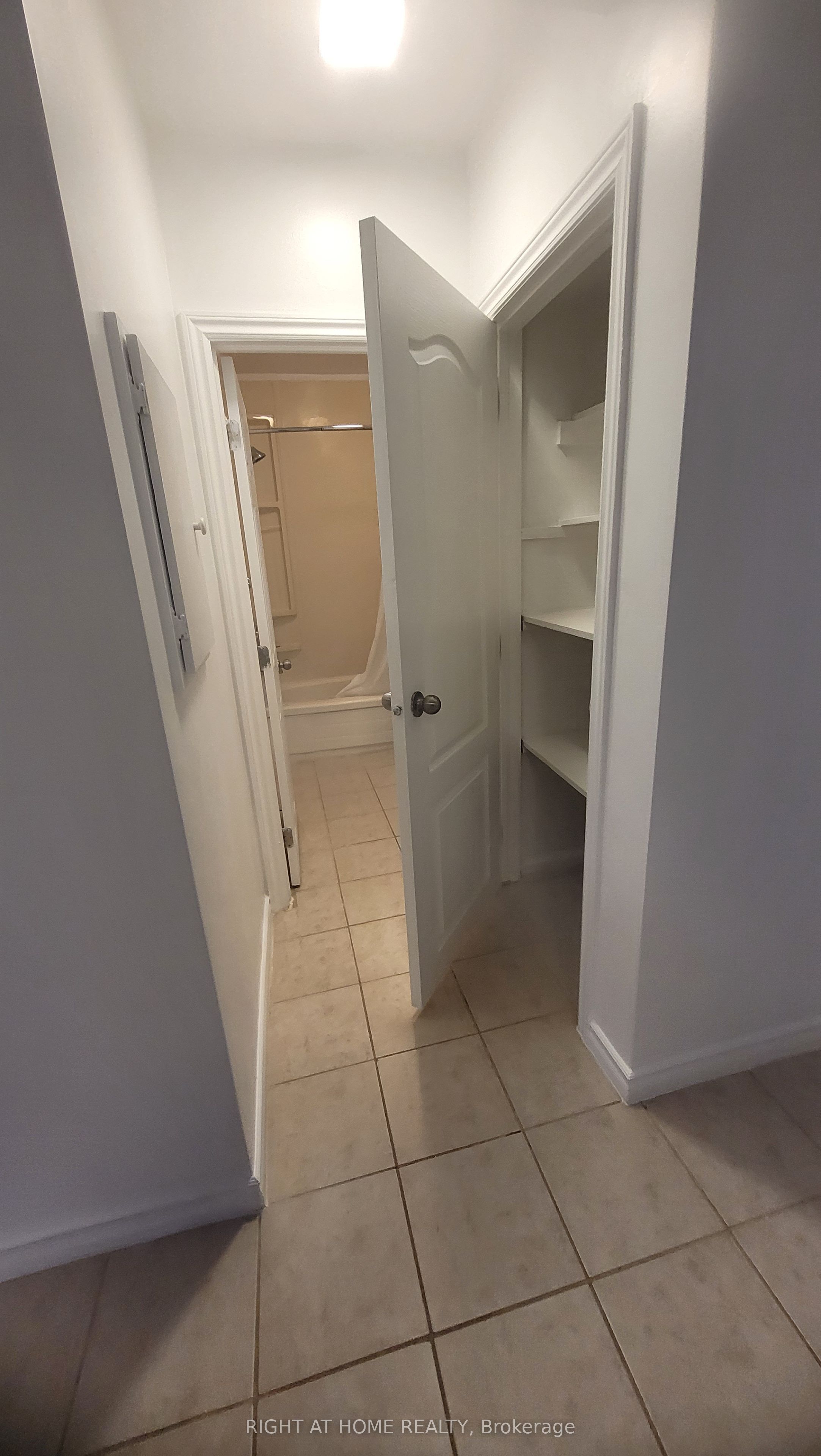298 Montfort Street Property Photo 18