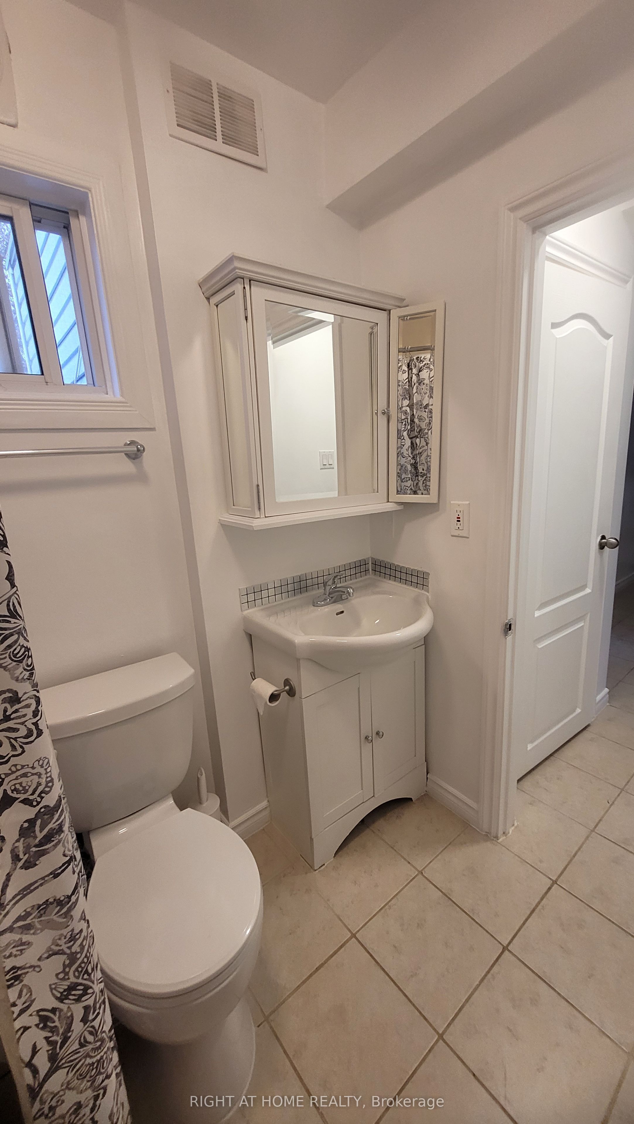 298 Montfort Street Property Photo 20