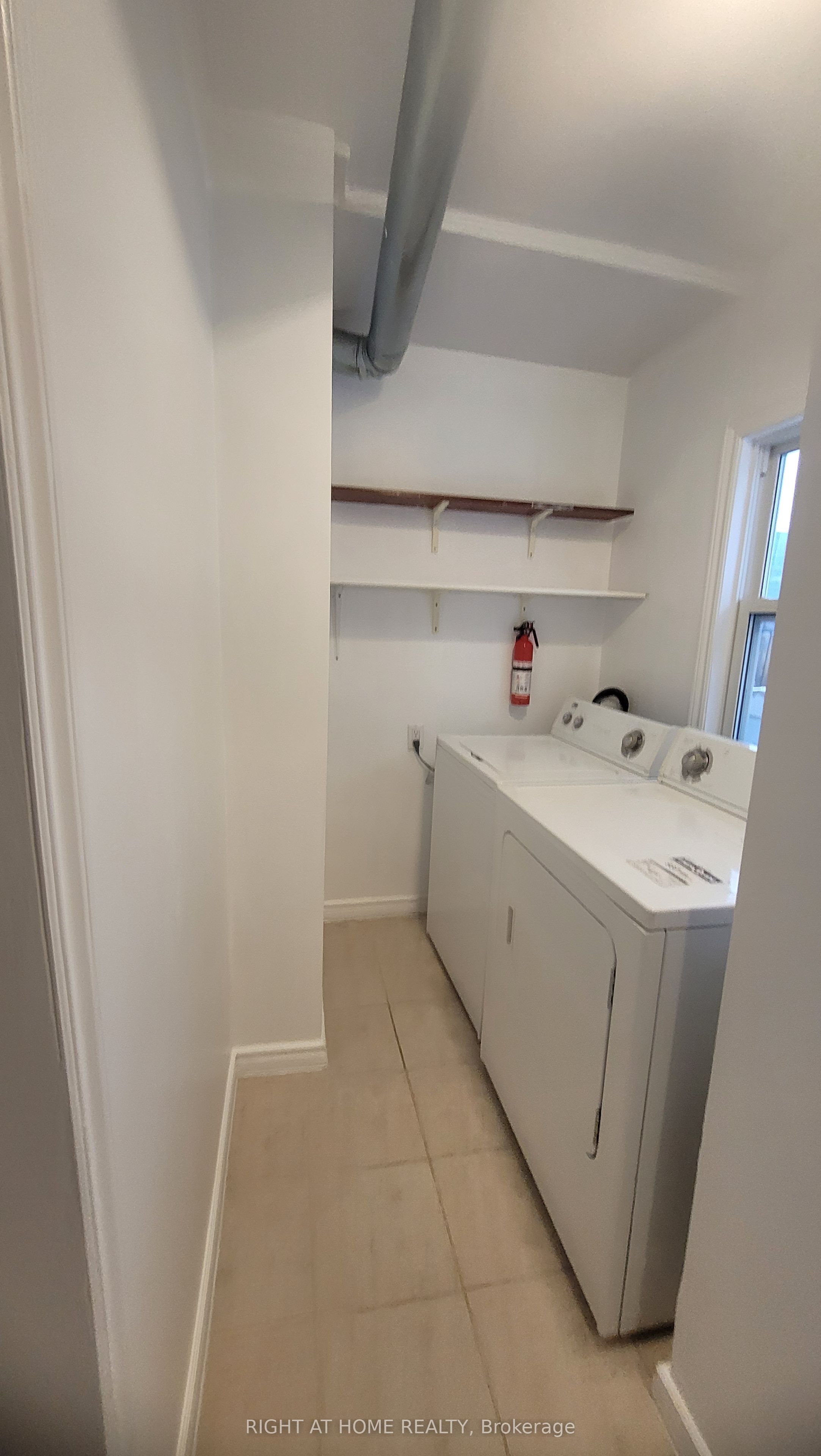 298 Montfort Street Property Photo 21