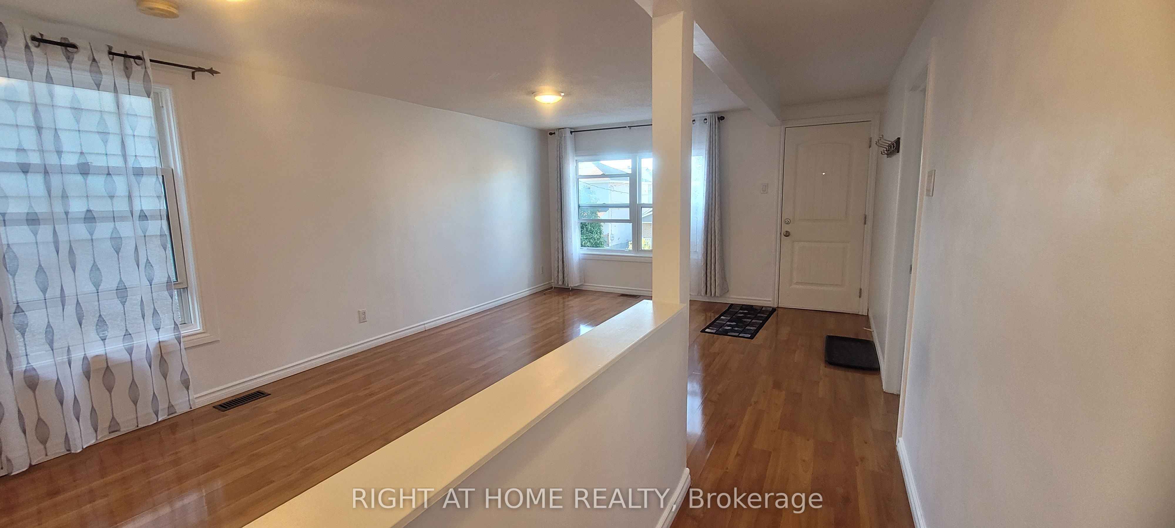 298 Montfort Street Property Photo 24
