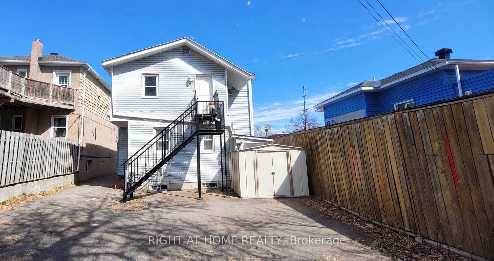 298 Montfort Street Property Photo 35