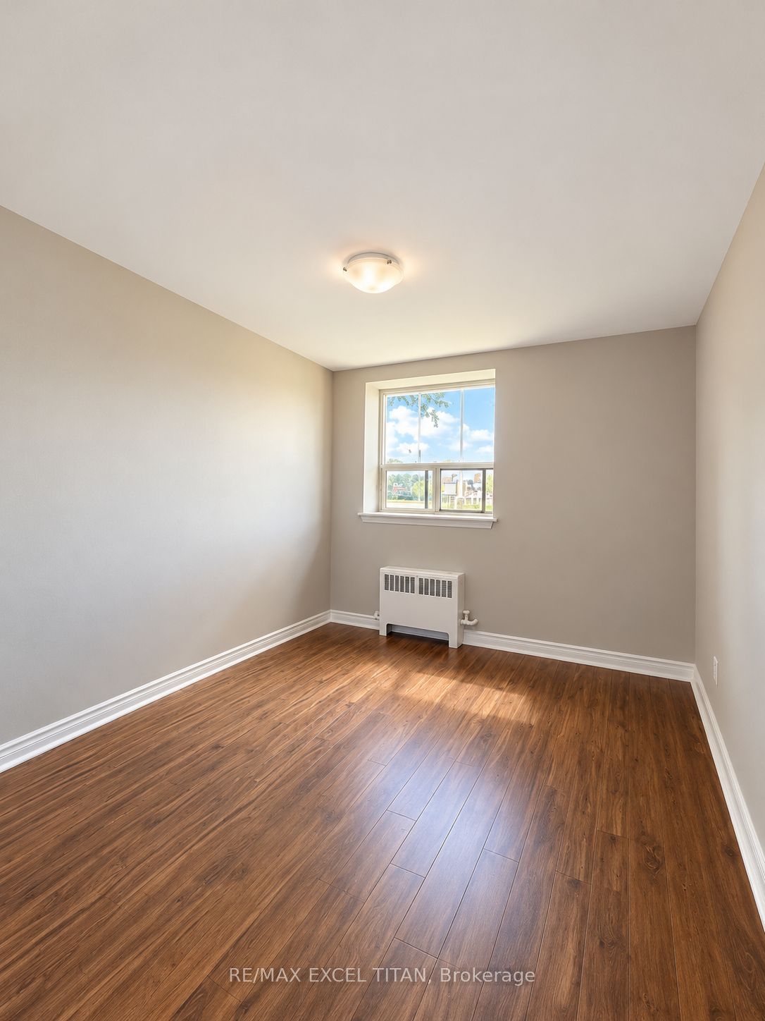 468 Ottawa Street 740d Property Photo 8